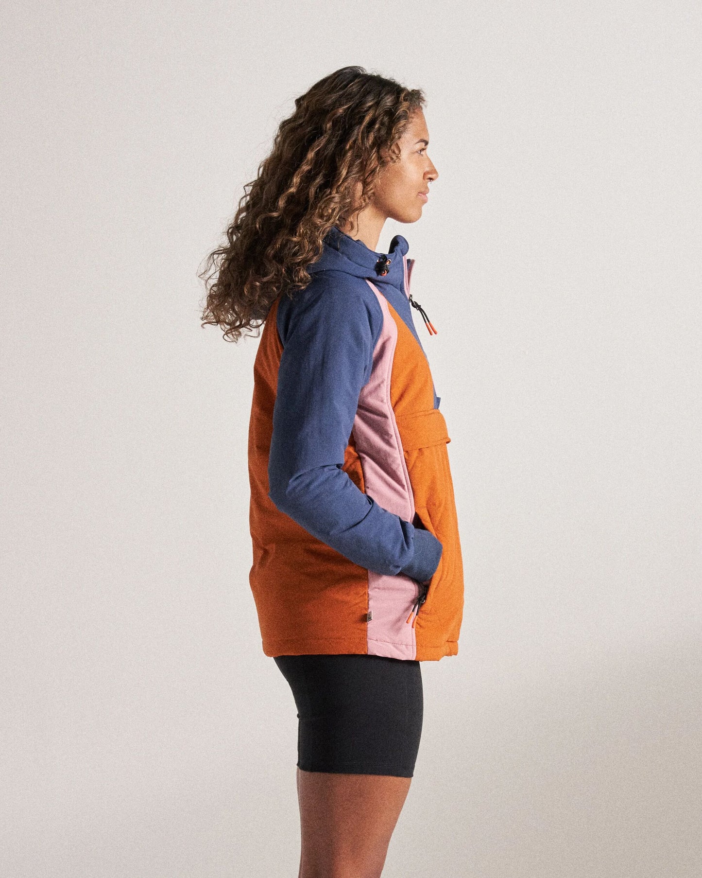 Ocean Recycled Insulated Jacket - Dark Denim/Sunset Orange - Studio Model