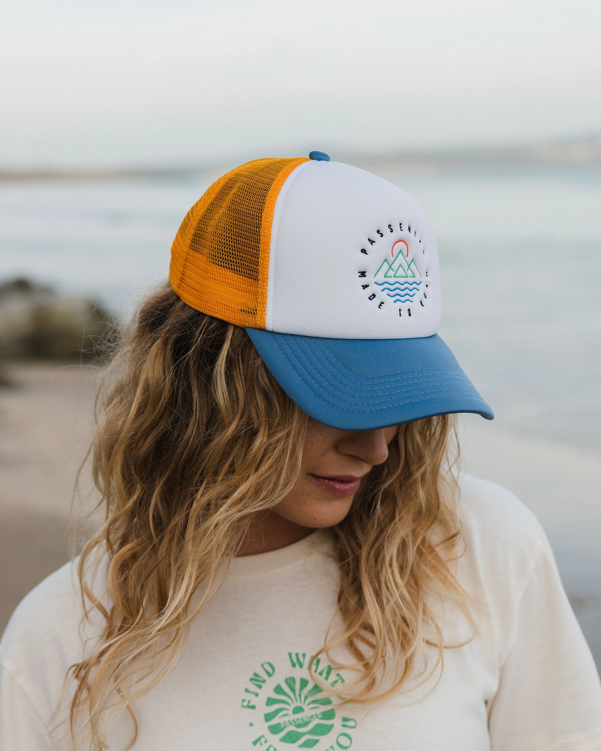 Escapism Trucker Cap - Mustard Yellow/Moonlight Blue - Lifestyle - Female