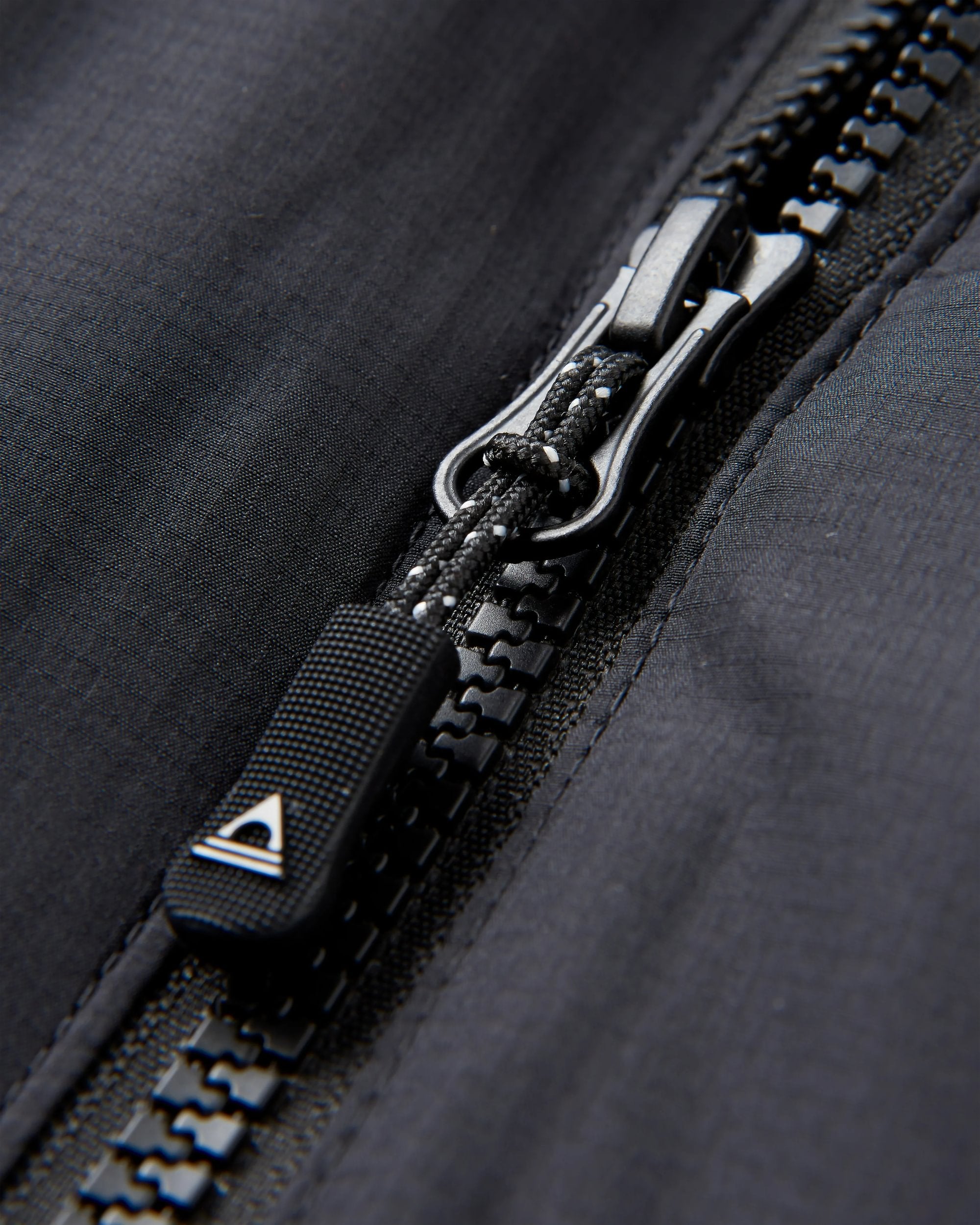 Daybreak Lightweight Recycled Thermore® Insulated Jacket - Black - Flatlay