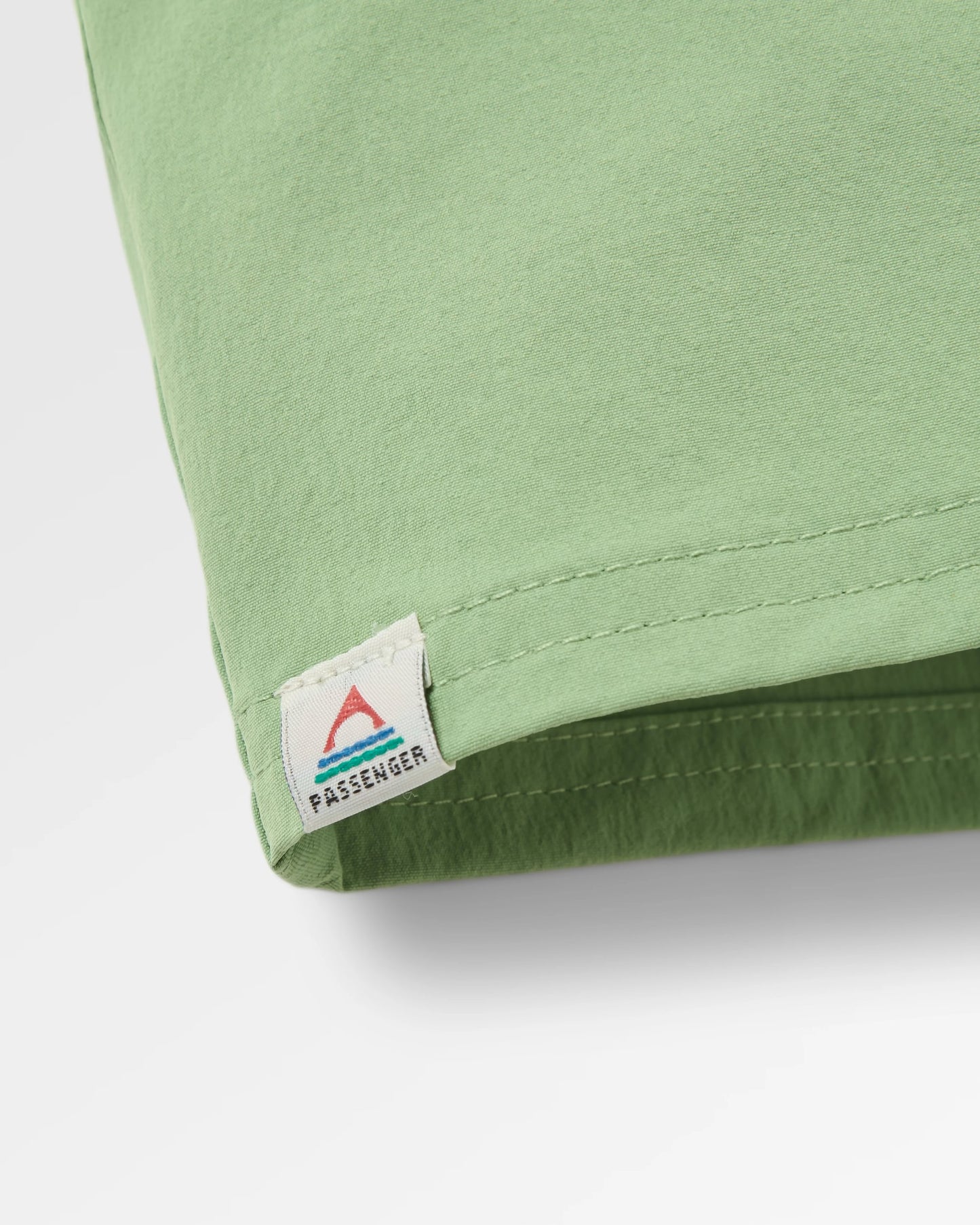 Flaris Netplus® All Purpose Short - Stem Green - Flatlay