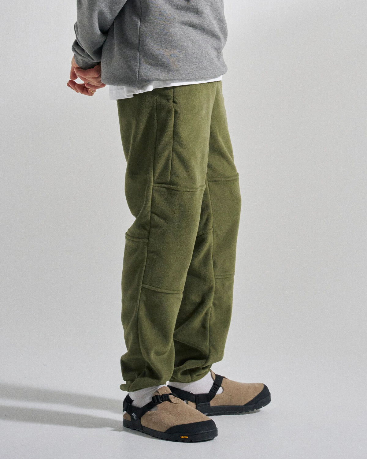 Woodland Polartec® Fleece Jogger - Khaki - Studio Model