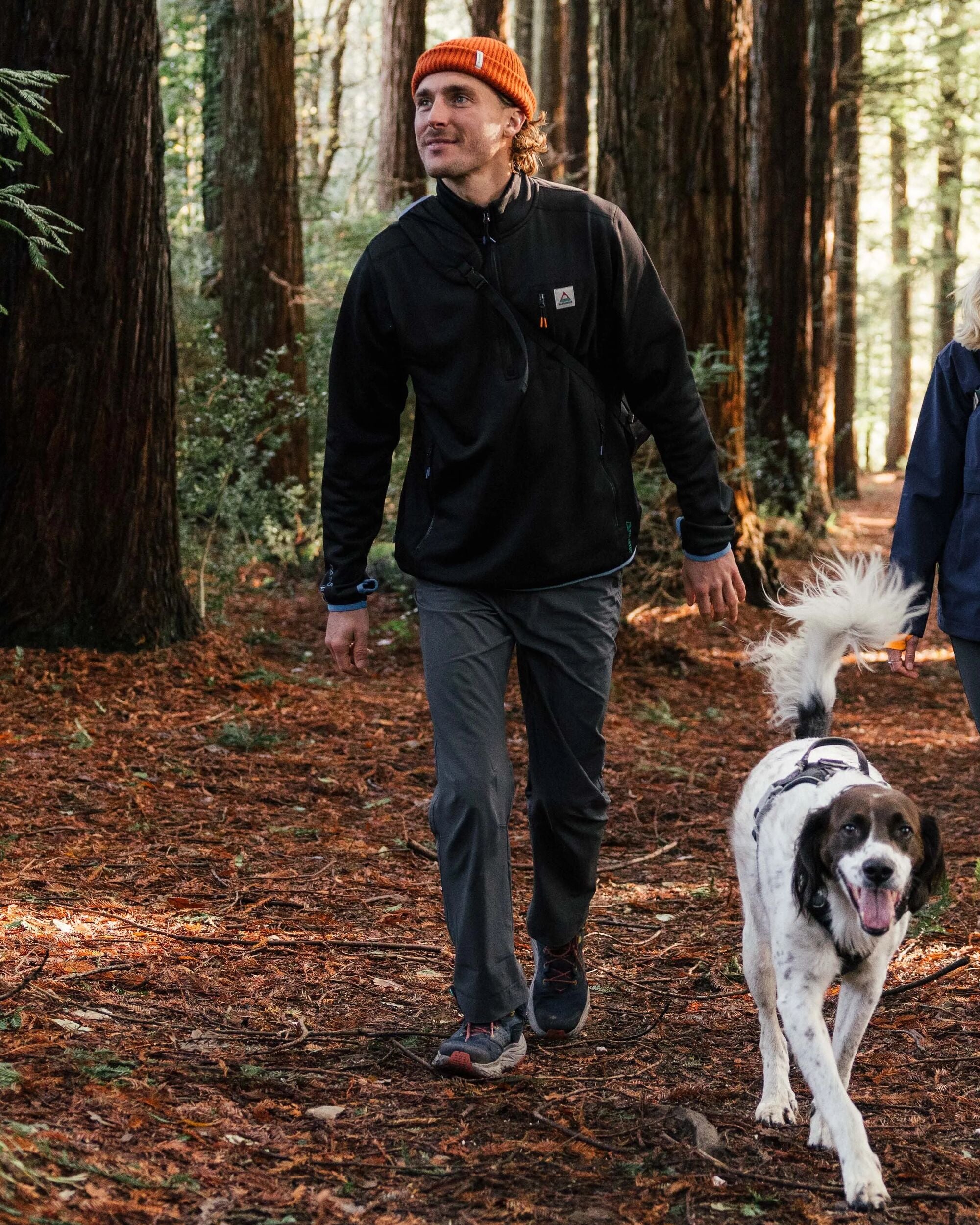 365 Trail Trouser - Charcoal - Lifestyle