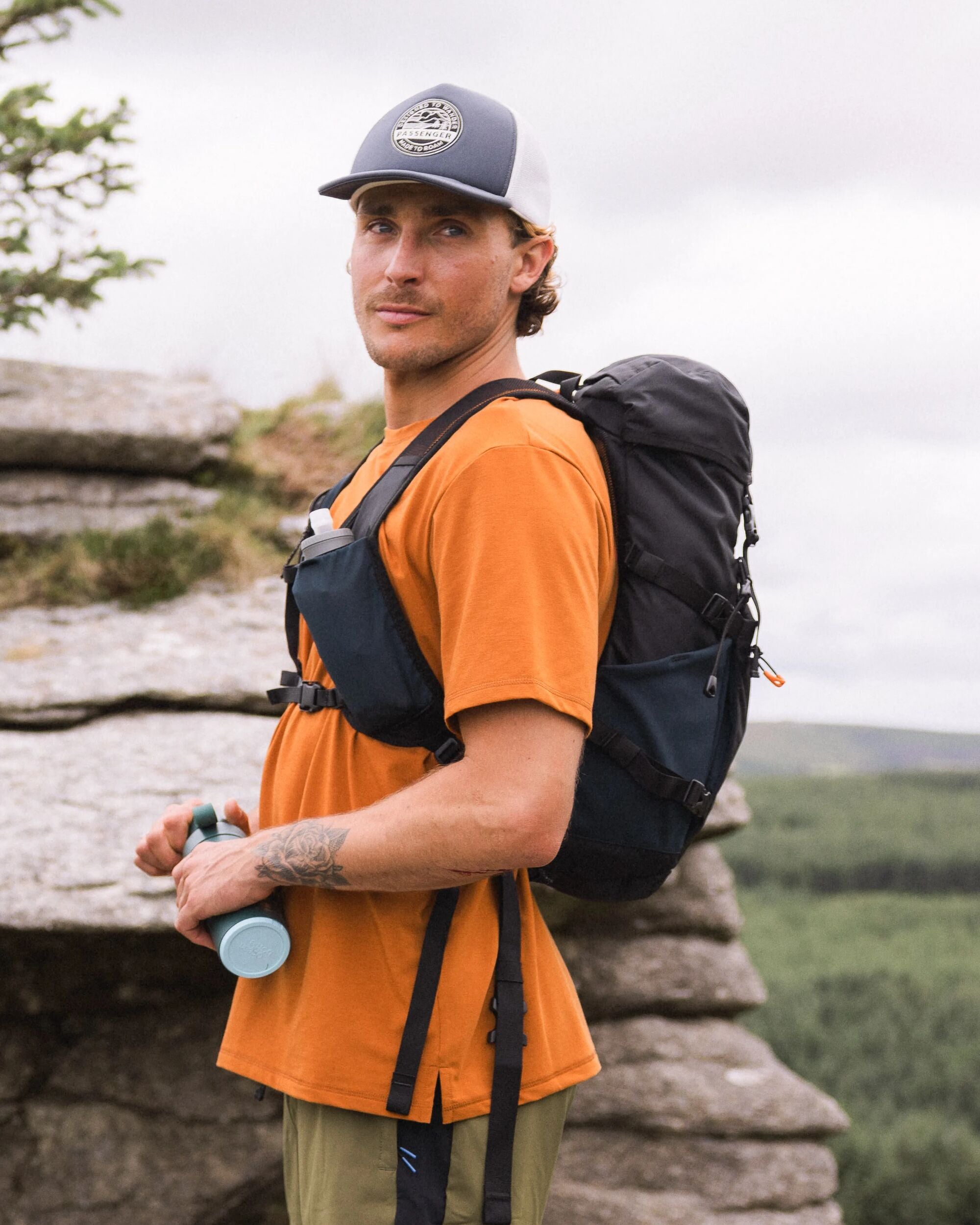 Trailscape 18L Backpack - Black - Lifestyle - Male