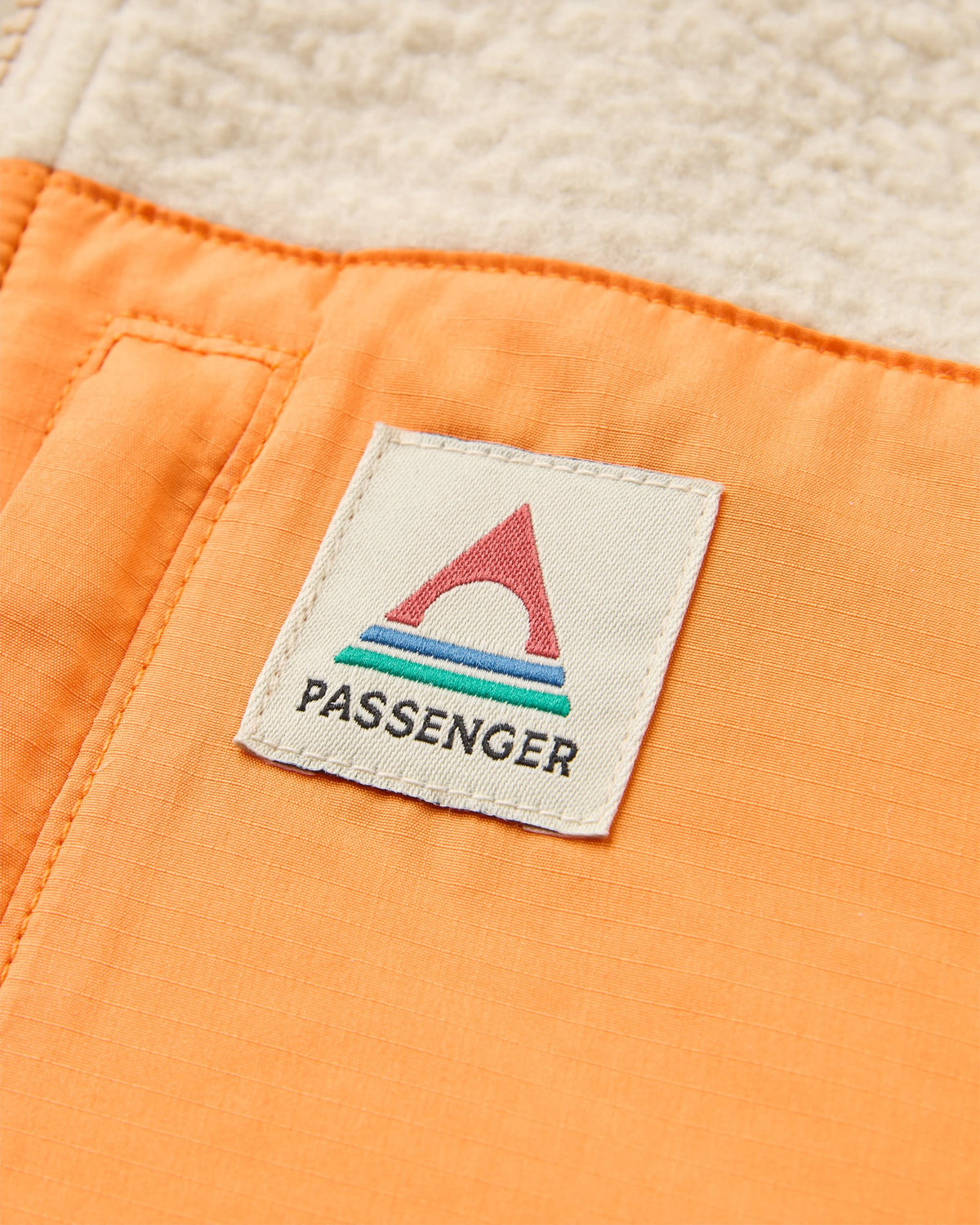 Fairbanks Sherpa Gilet - Oatmeal/Orange Peach - Flatlay
