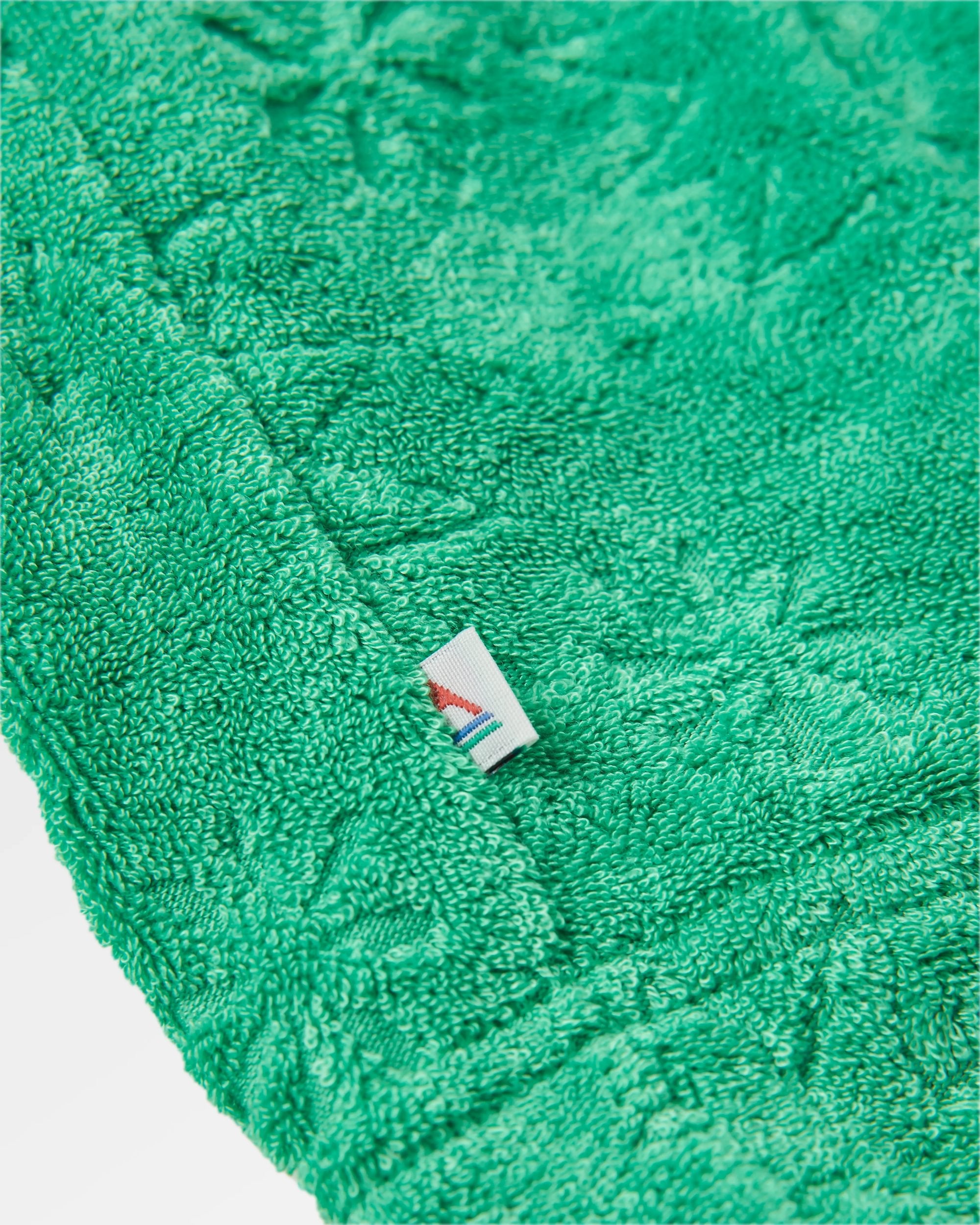 Vibes Textured Short - Green Spruce - Flatlay