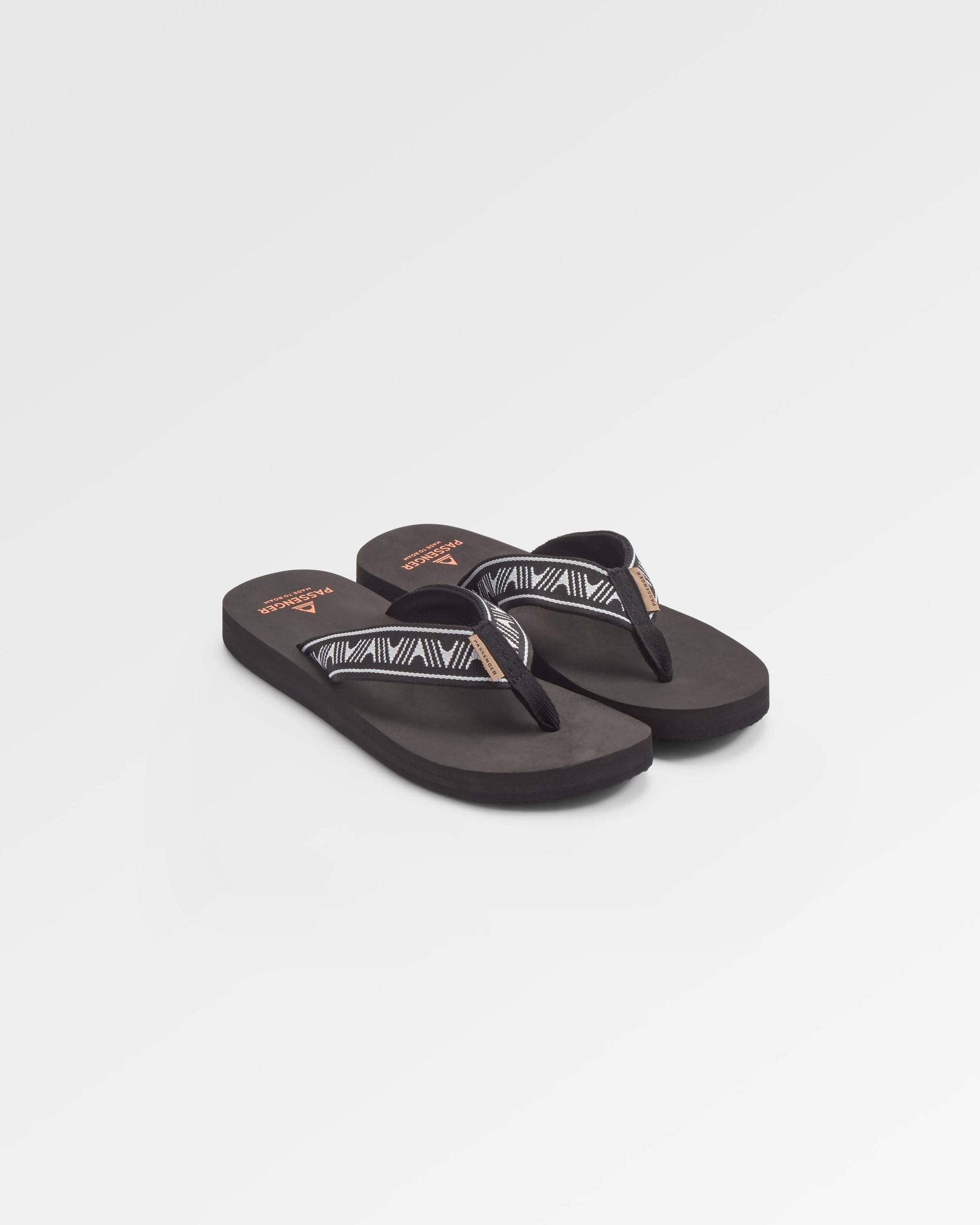 Malibu Flip Flop - Trail Monochrome - Flatlay