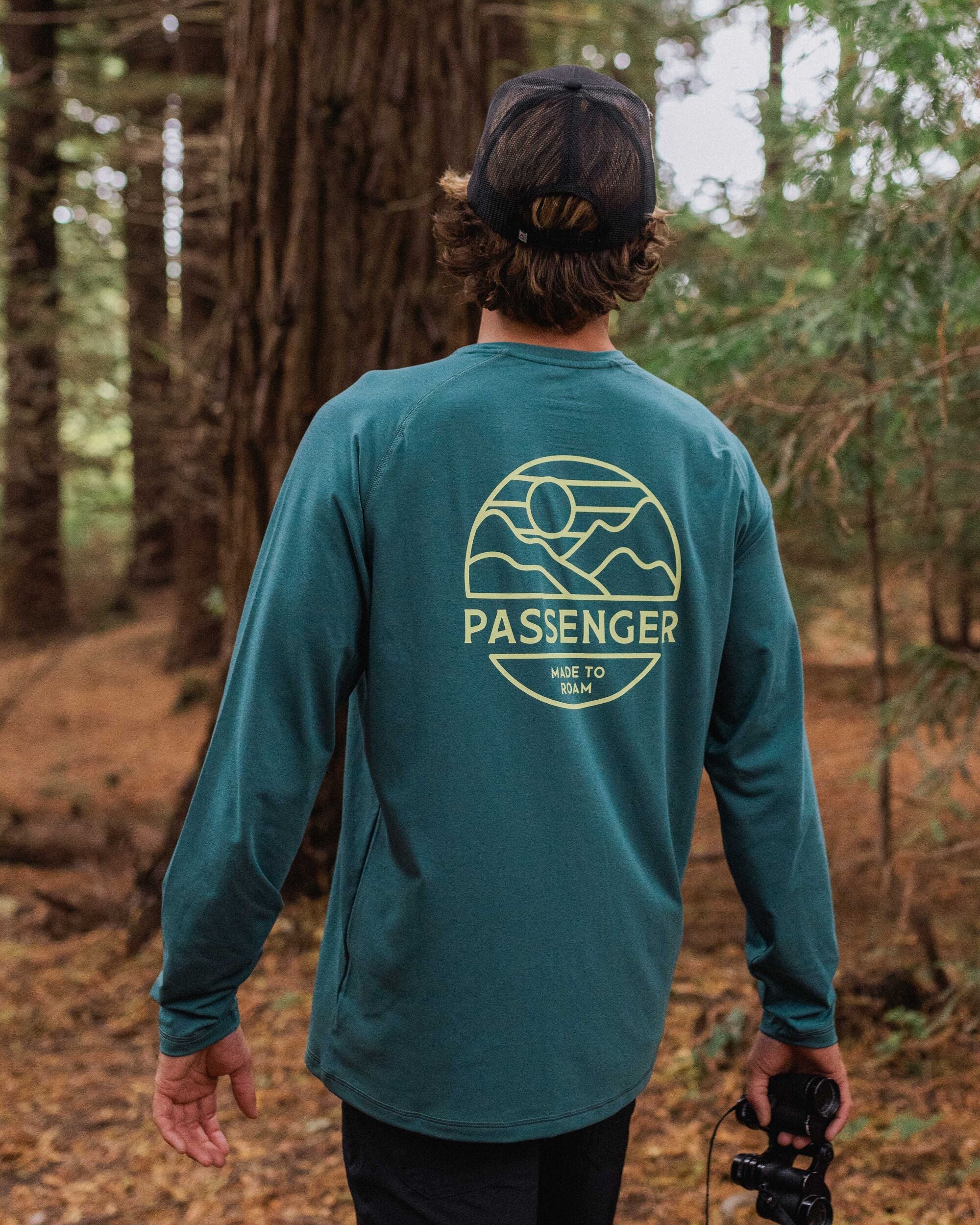 Sedona Drirelease® Recycled Active LS T-Shirt - Deep Ocean - Lifestyle