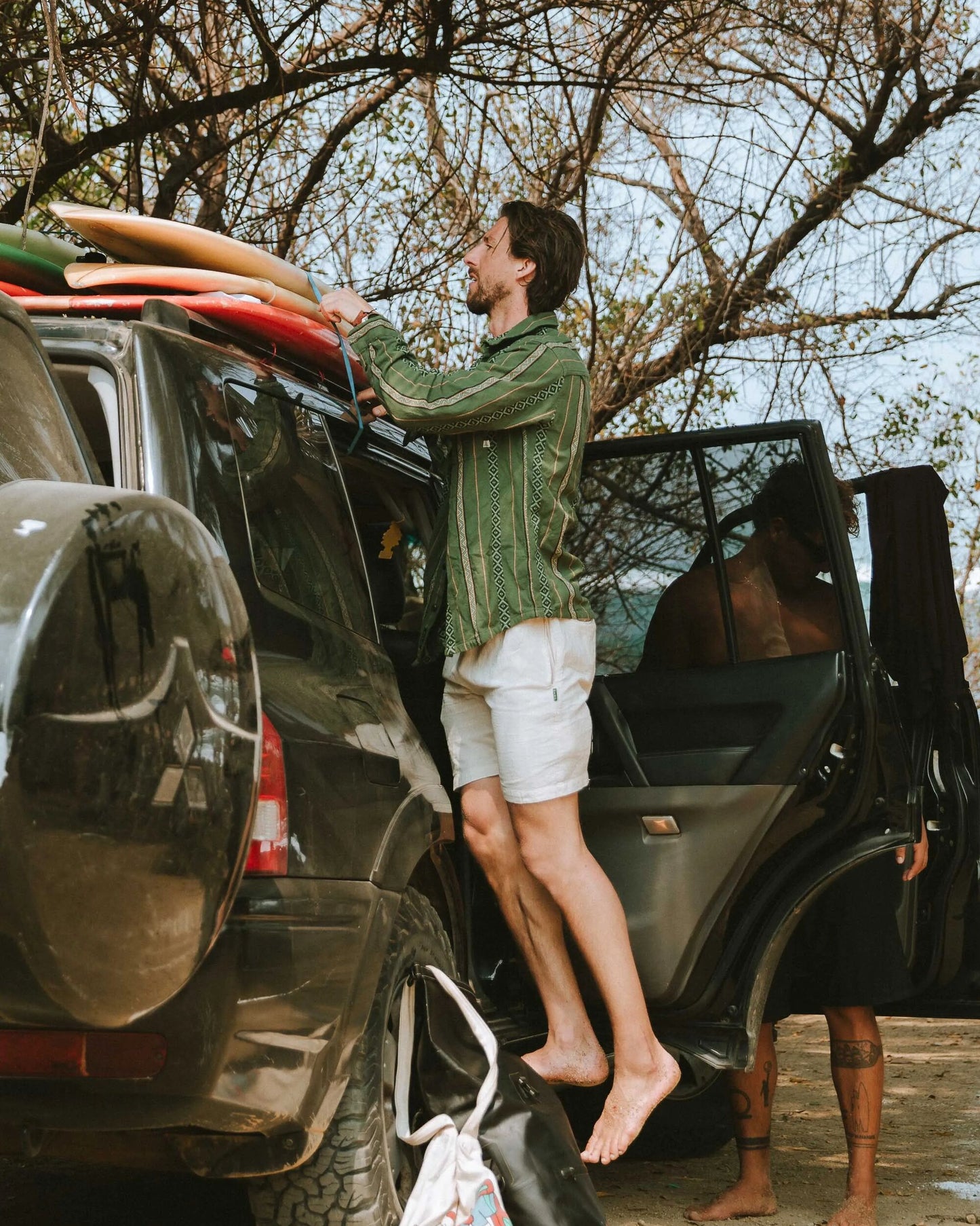 Voyage Jacquard Shirt - Wild Green Stripe - Lifestyle
