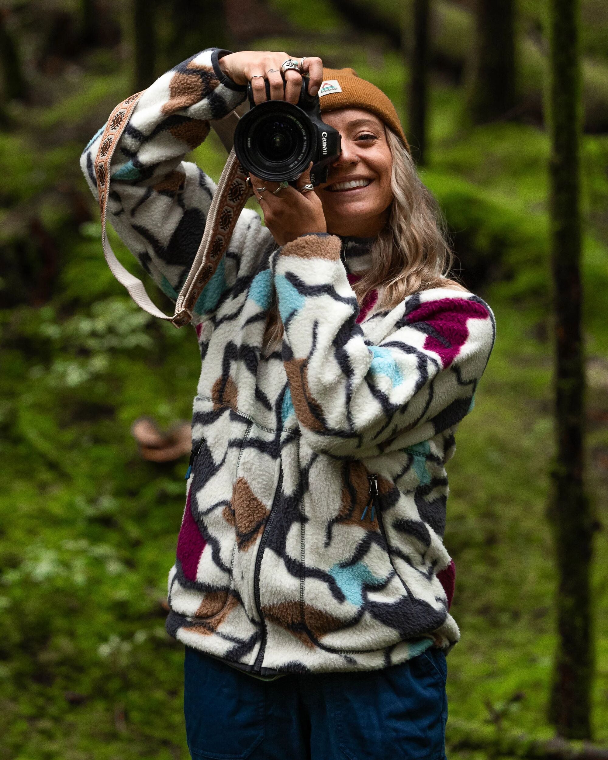 Fairbanks Full Zip Recycled Sherpa Fleece - Abstract Trails Off White - Lifestyle