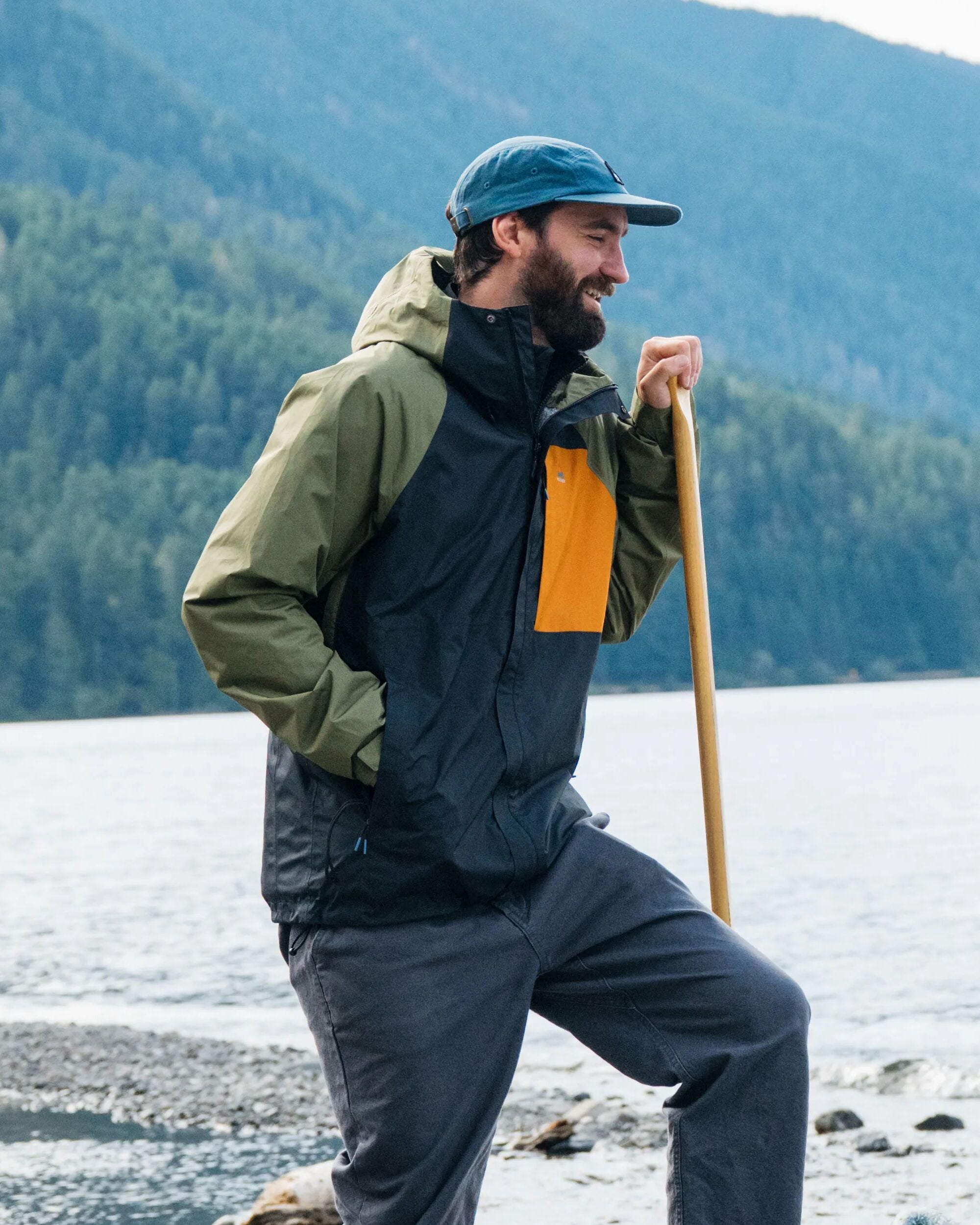 Trailscape Men's Recycled Waterproof Jacket - Black/Khaki -