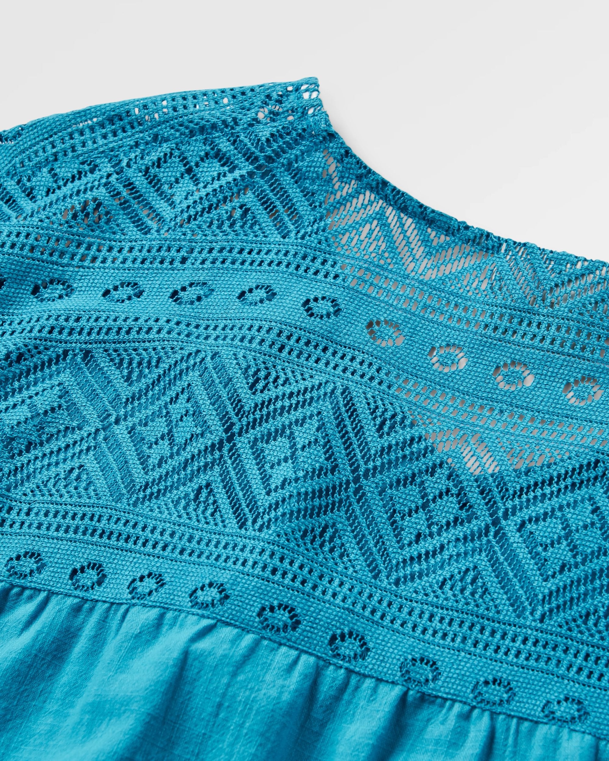 Flurry LS Woven Top - Bluejay - Flatlay