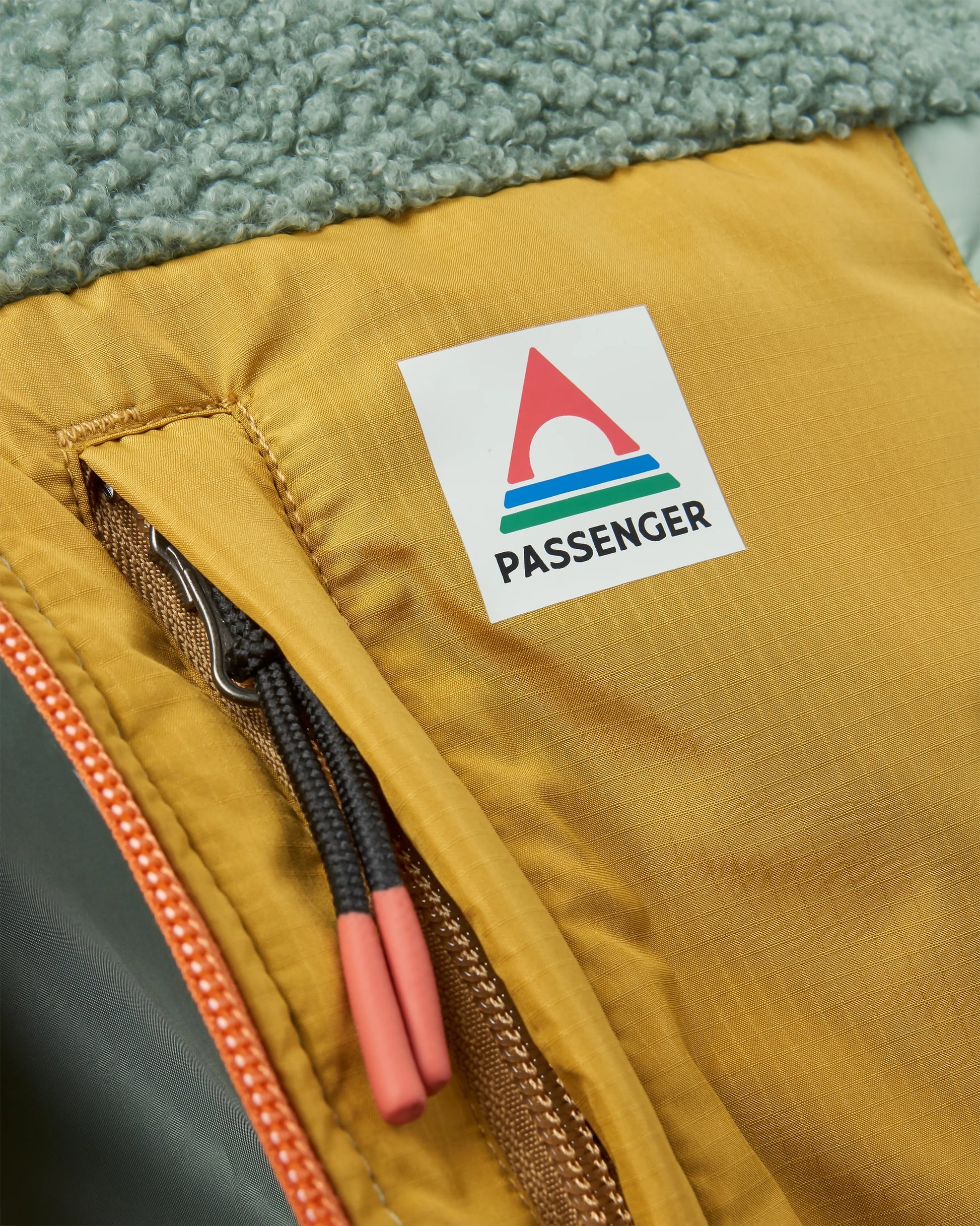 Inspire Recycled Insulated Jacket - Pistachio