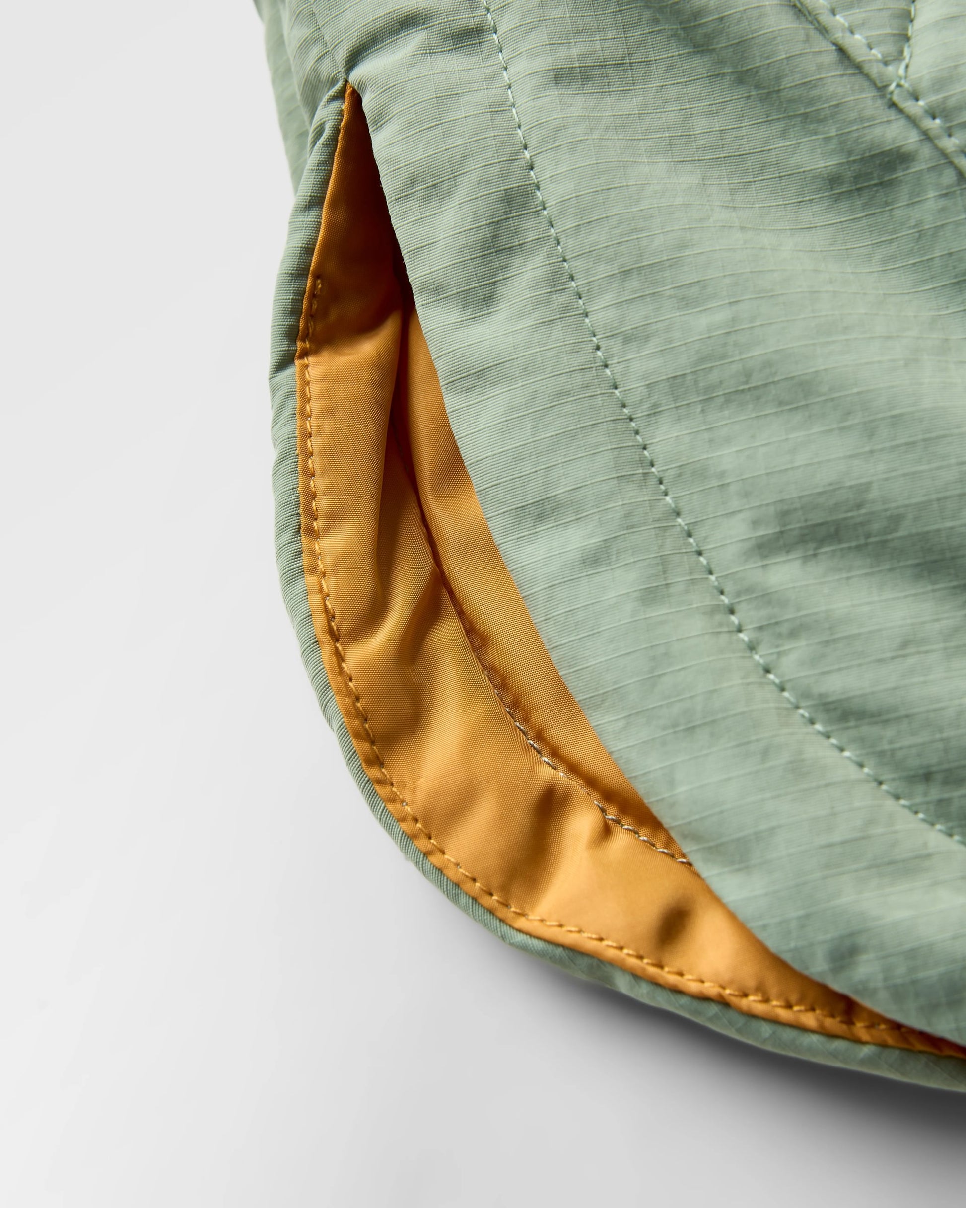 Tasi Recycled Insulated Jacket - Pistachio