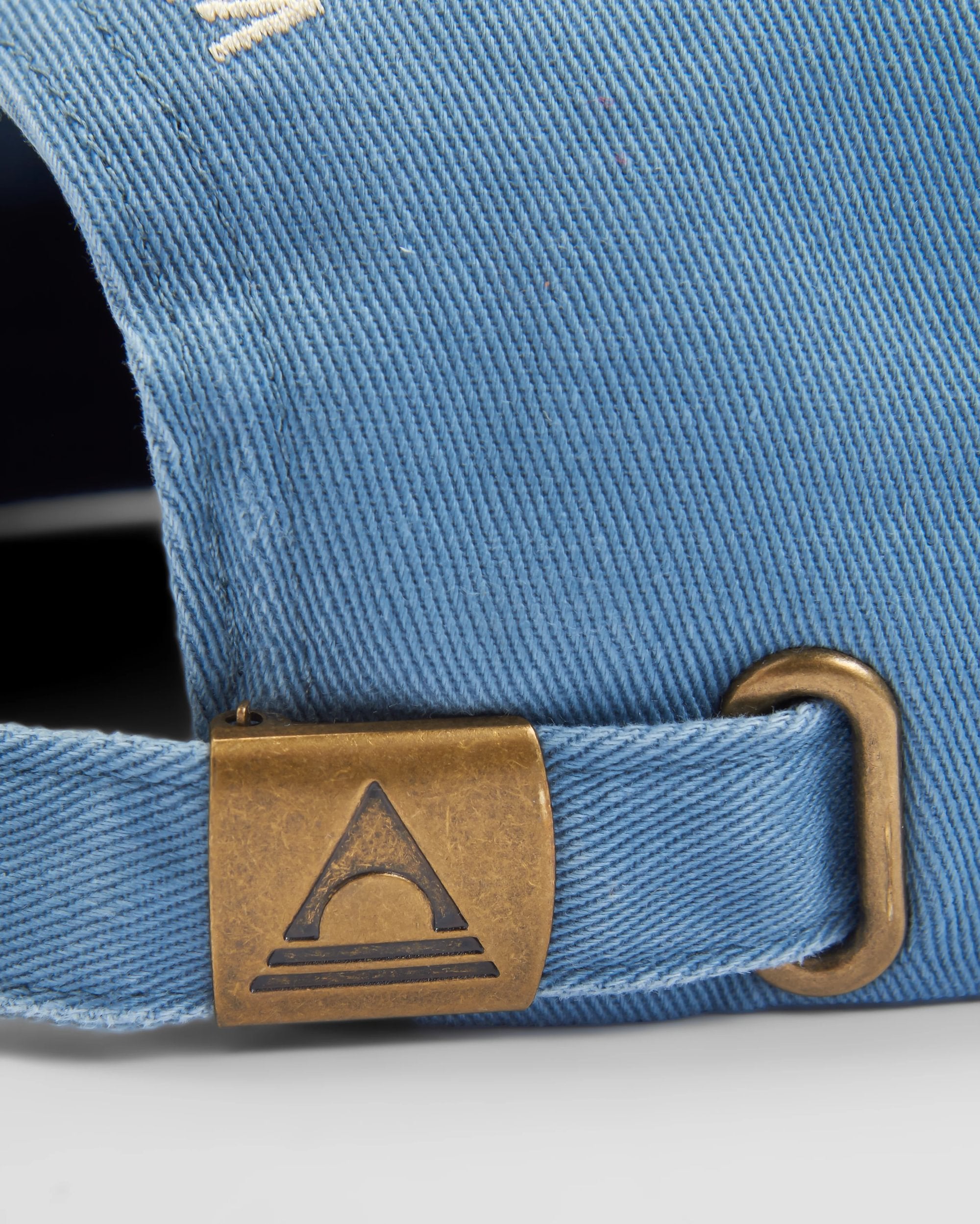 Byron Recycled Cap - Arctic - Flatlay