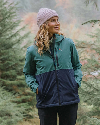 Elevate Insulated Waterproof Jacket - Deep Ocean/Rich Navy  - Lifestyle