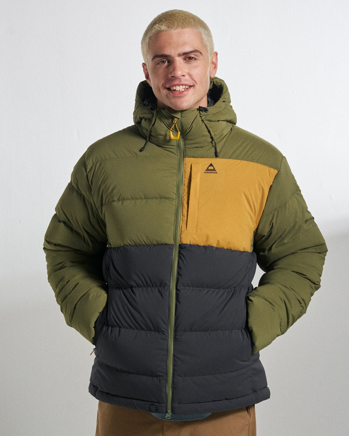 Kindlewood Down Jacket - Faded Black/Khaki - Studio Model