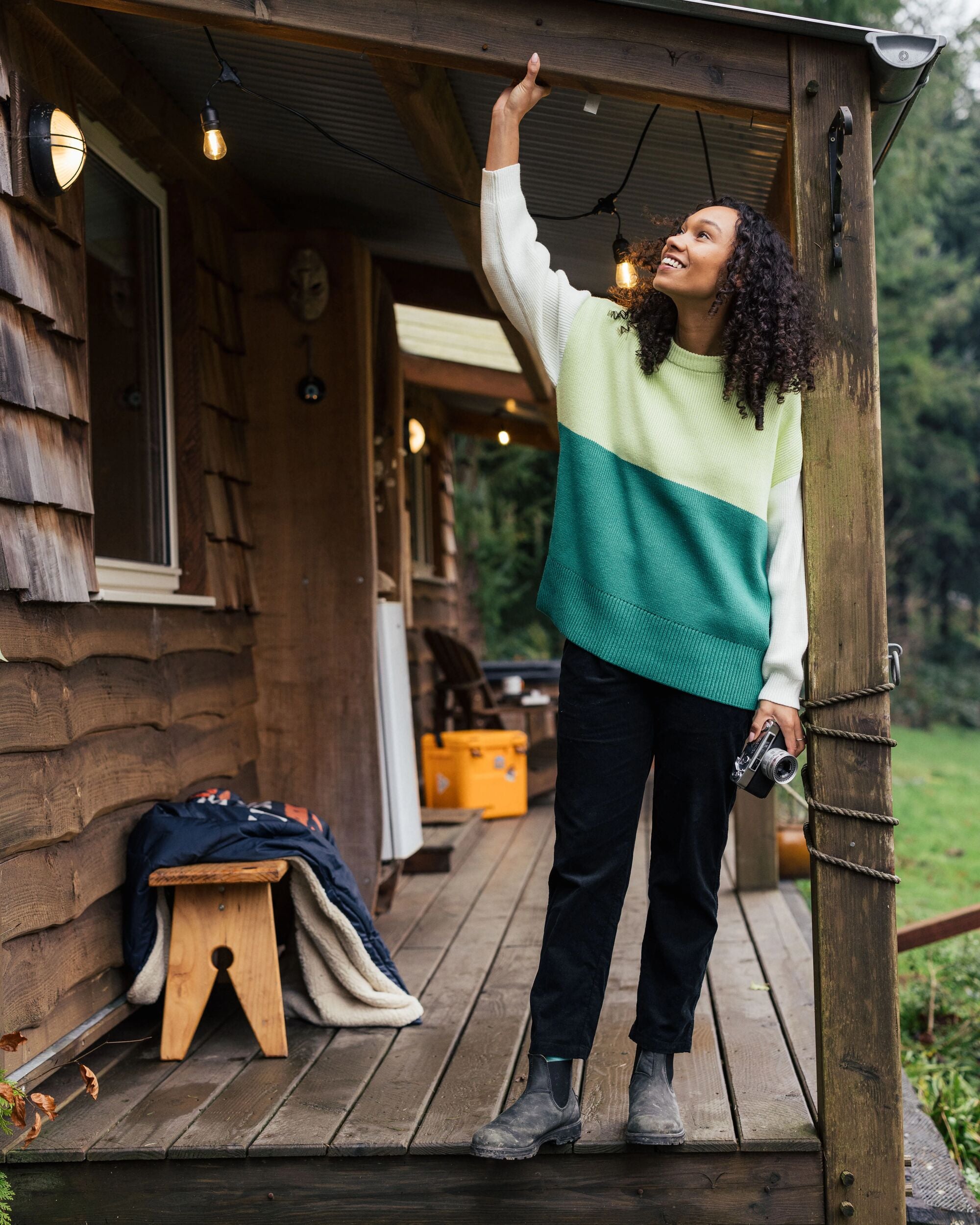 Gondwana Organic Oversized Knitted Jumper - Greenlake - Lifestyle