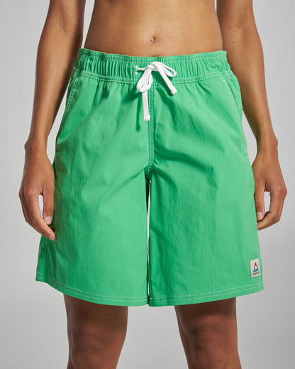 Searcher Longer Line 10" Boardshort - True Green - Studio Model