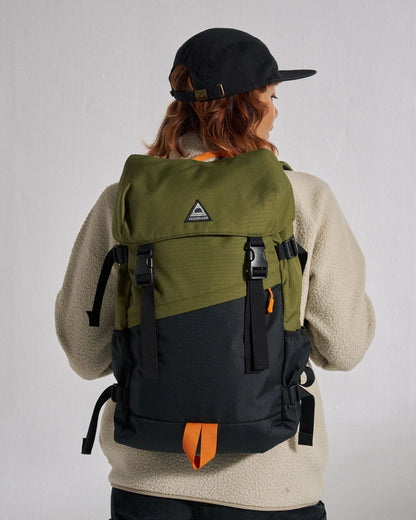 Boondocker 26L Backpack - Black/Khaki - Studio Model - Female