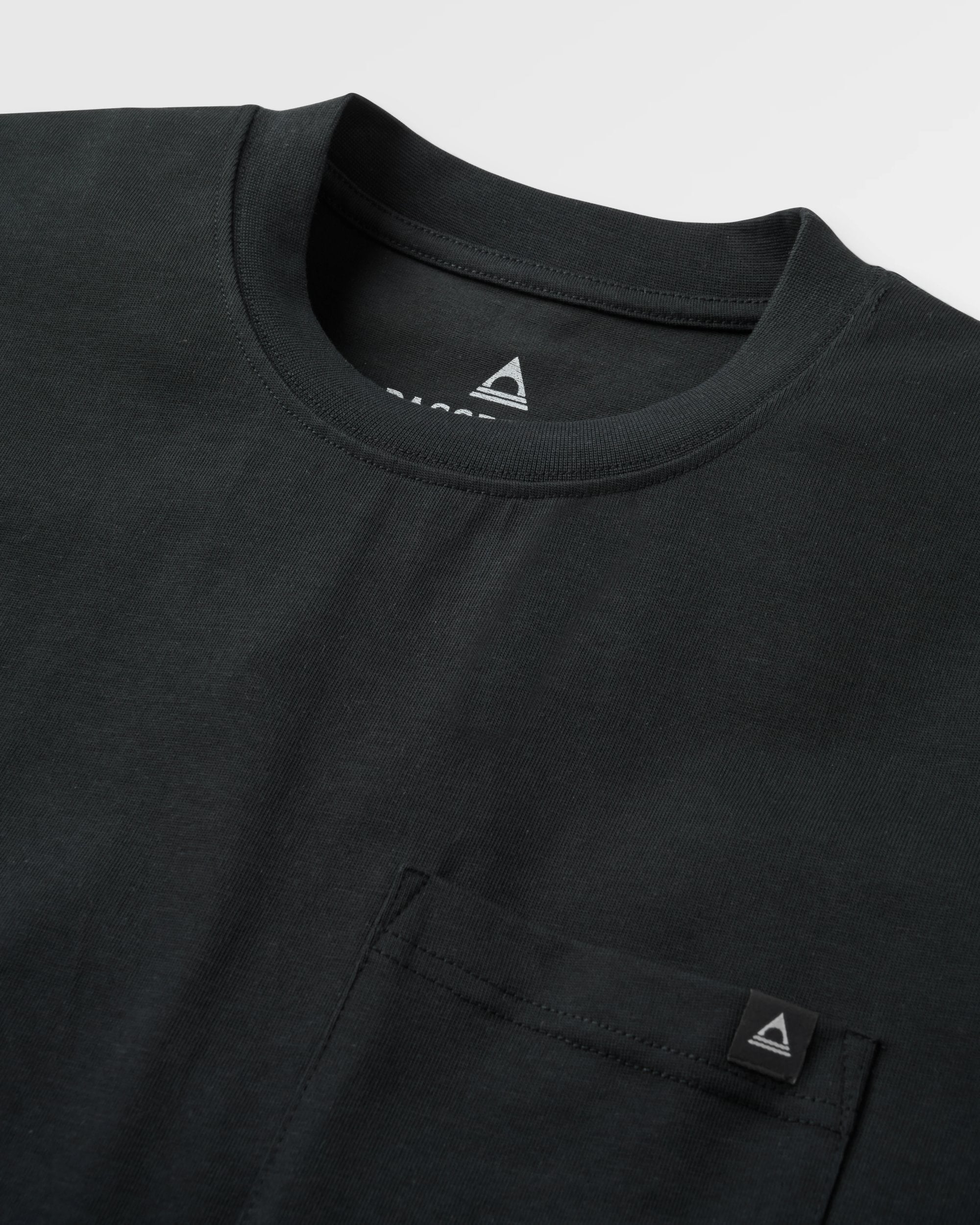 Heritage Relaxed Fit T-Shirt - Black - Flatlay