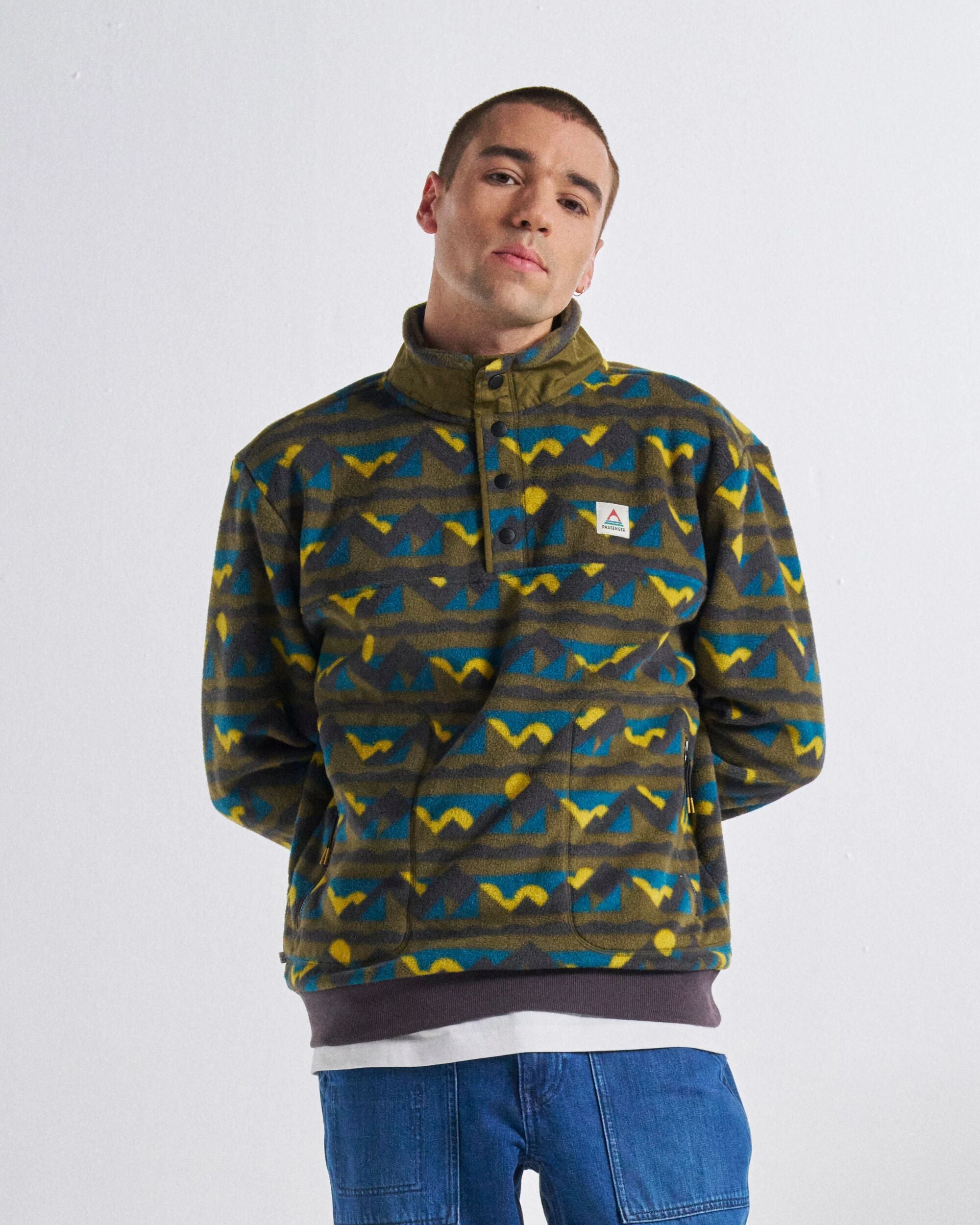 Take It Easy Polar Fleece - Views Dark Olive - Studio Model