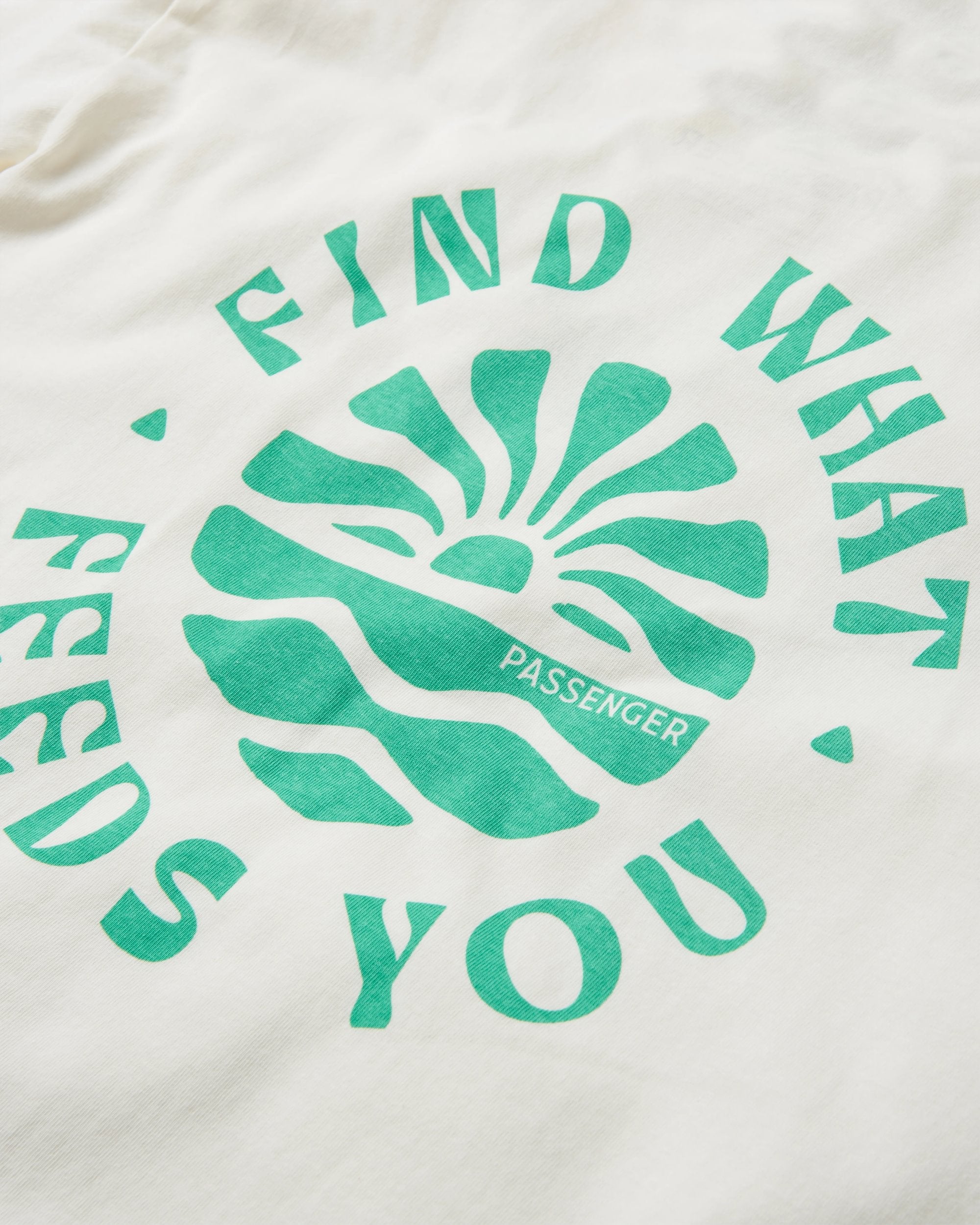 Discovery Rolled Sleeve T-Shirt - Marshmallow - Flatlay