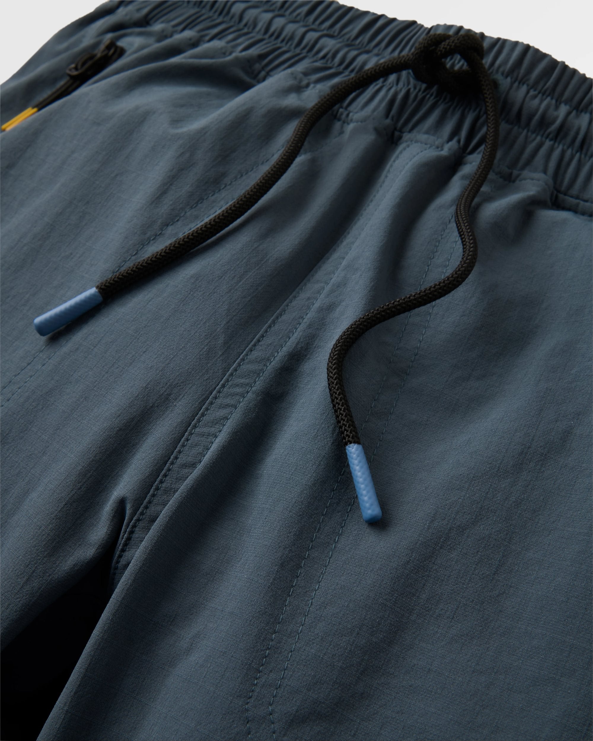 Sandstone Active Trail Jogger - Smoke Blue - Flatlay