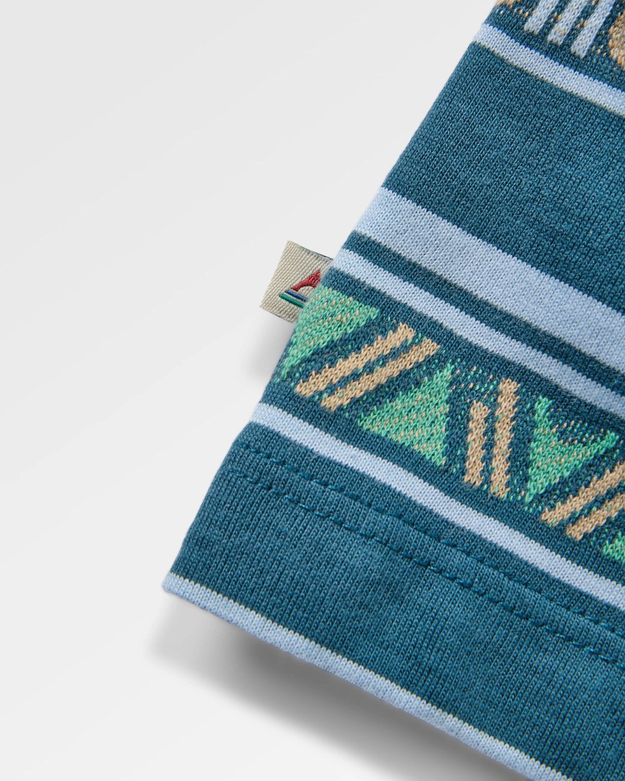 Mellower Jacquard Relaxed Fit T-shirt - Geo Stripe Mediterranean - Flatlay