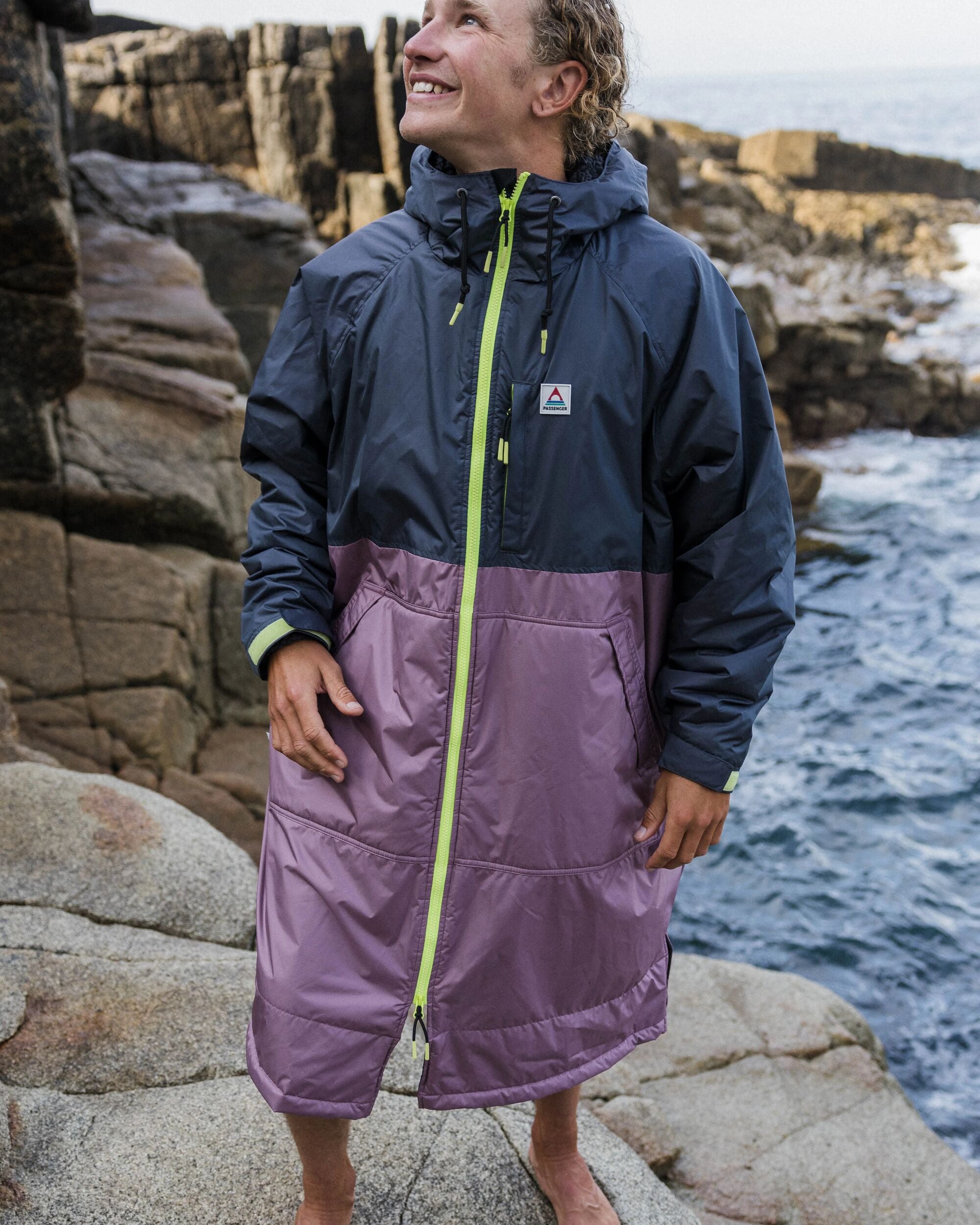 Wave Changing Robe Waves Sherpa Lined Changing Robe Grape / Charcoal – Passenger