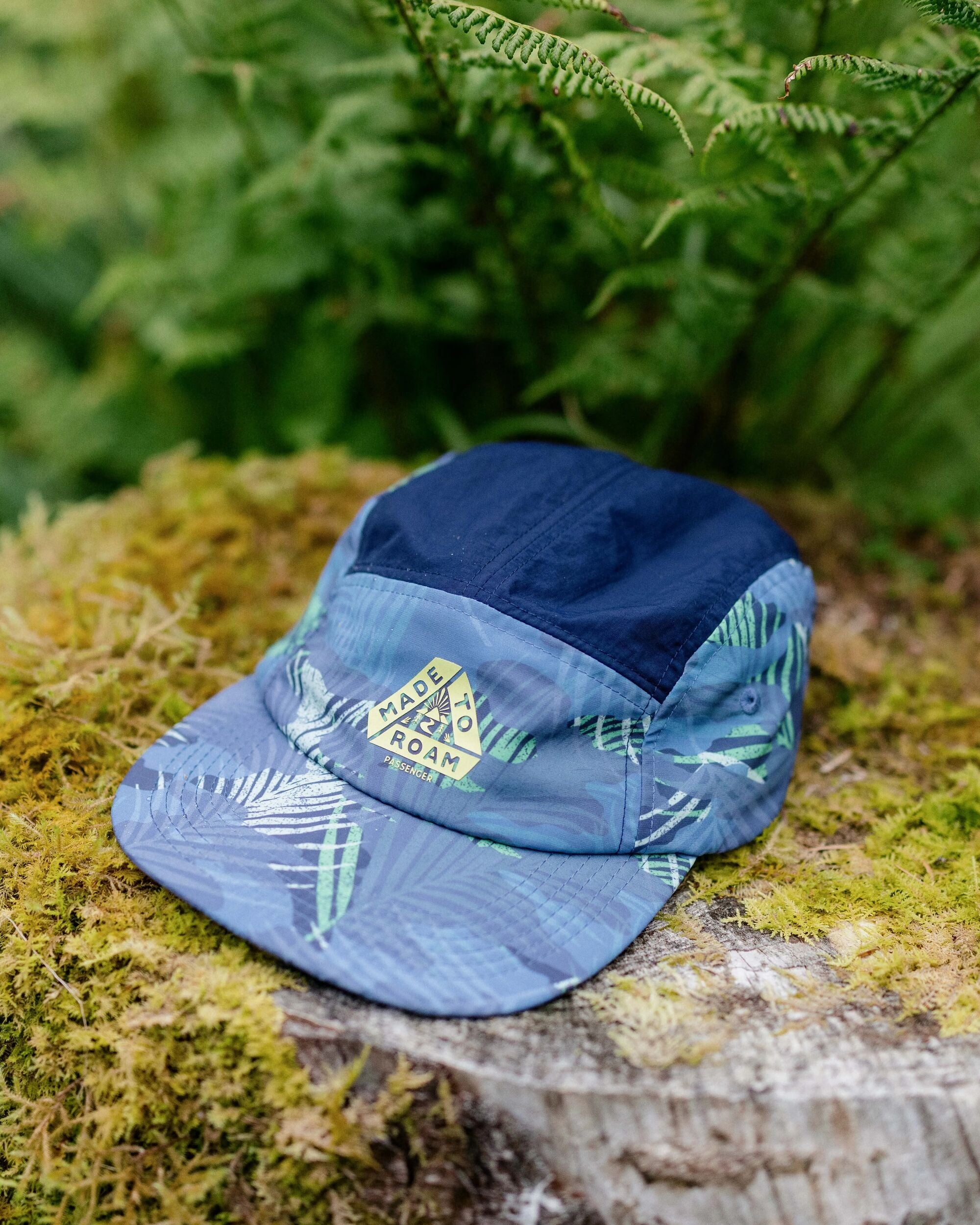Emerge 5 Panel Trail Cap - Palm Camo Moonlight - Lifestyle