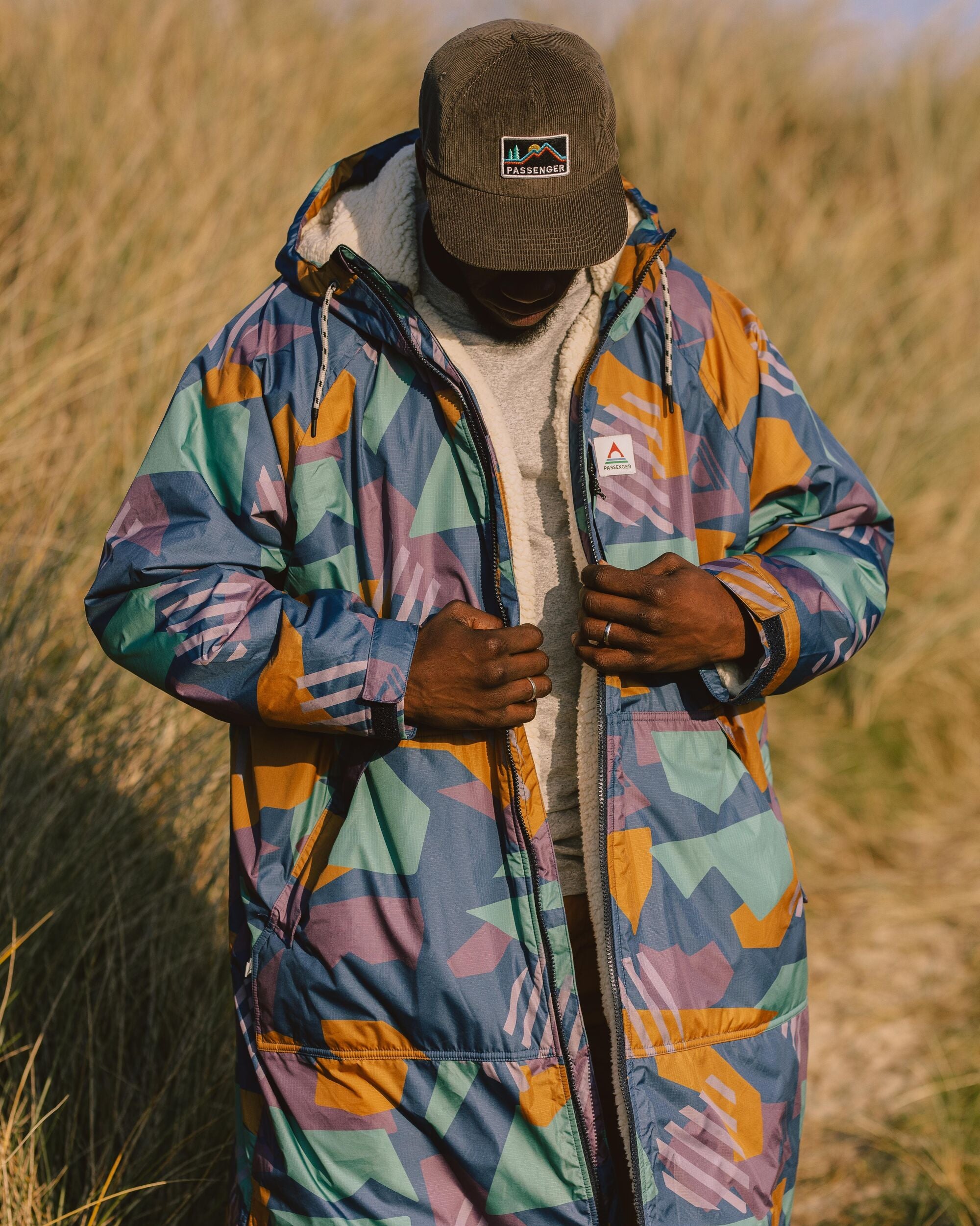Waves Recycled Sherpa Lined Changing Robe - Deep Blue Camo Pattern - Lifestyle - Male