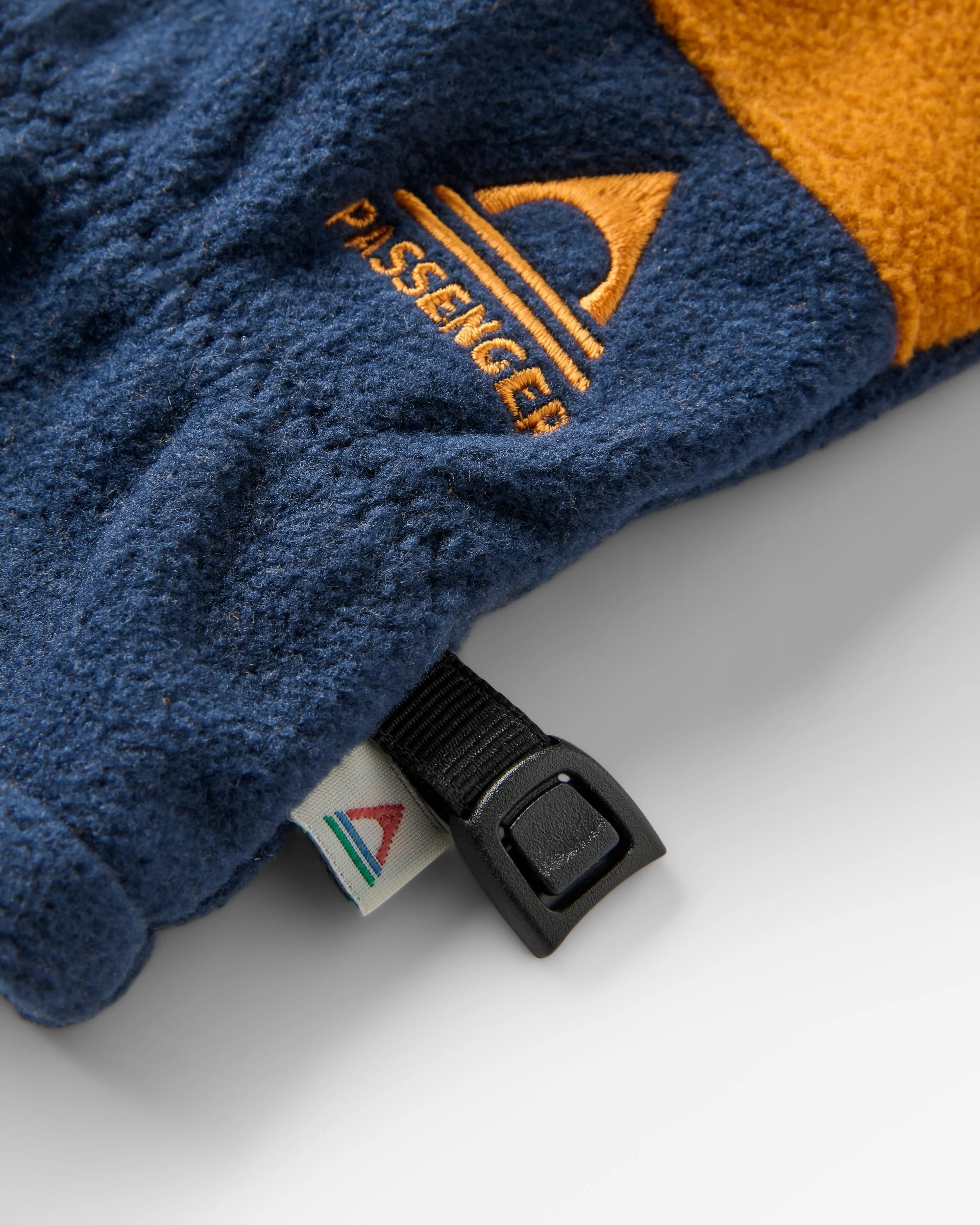 Daytrip Recycled Polar Fleece Gloves - Rich Navy/ Retro Orange - Flatlay
