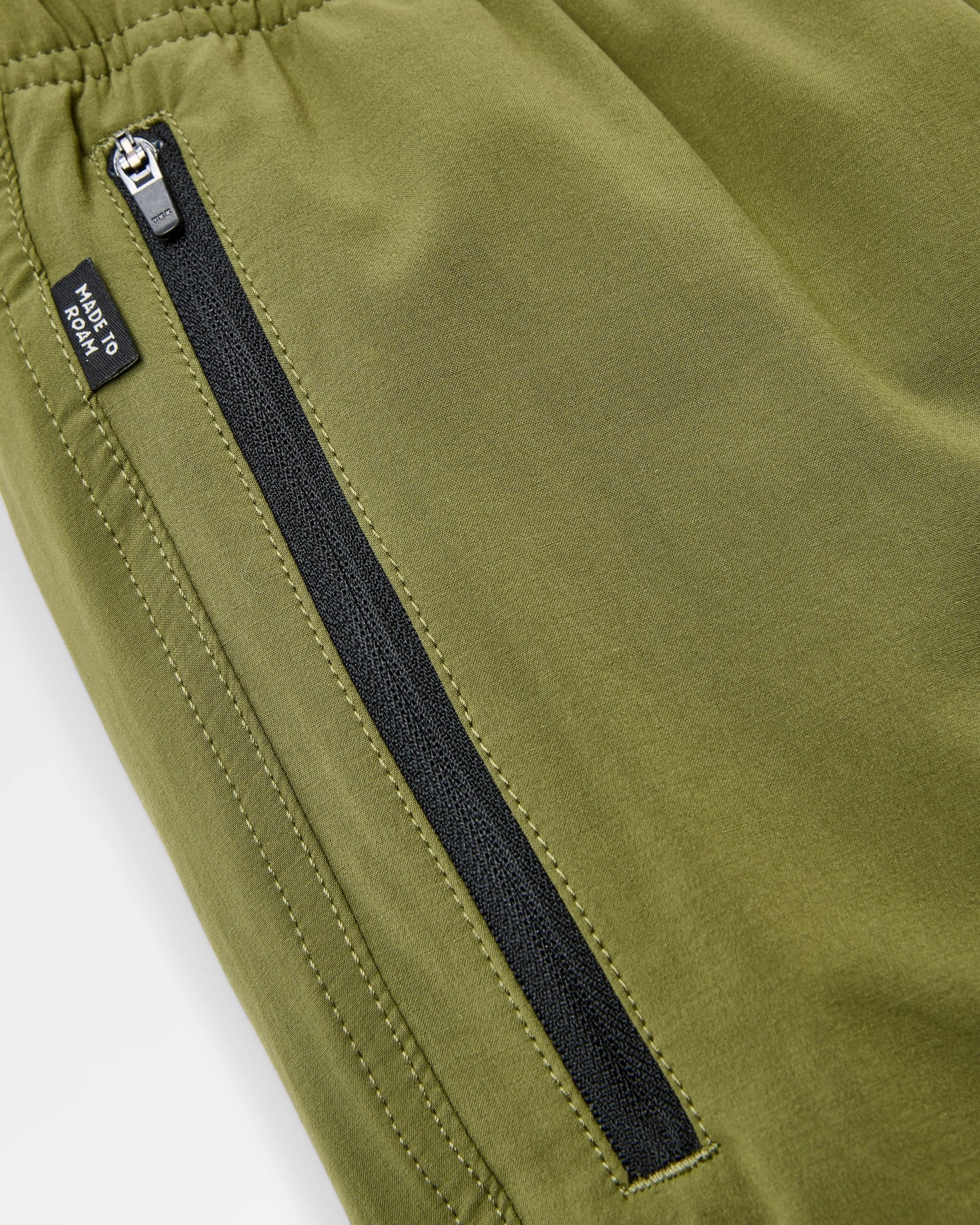 Traveller Organic All Purpose Short 2.0 - Khaki - Flatlay