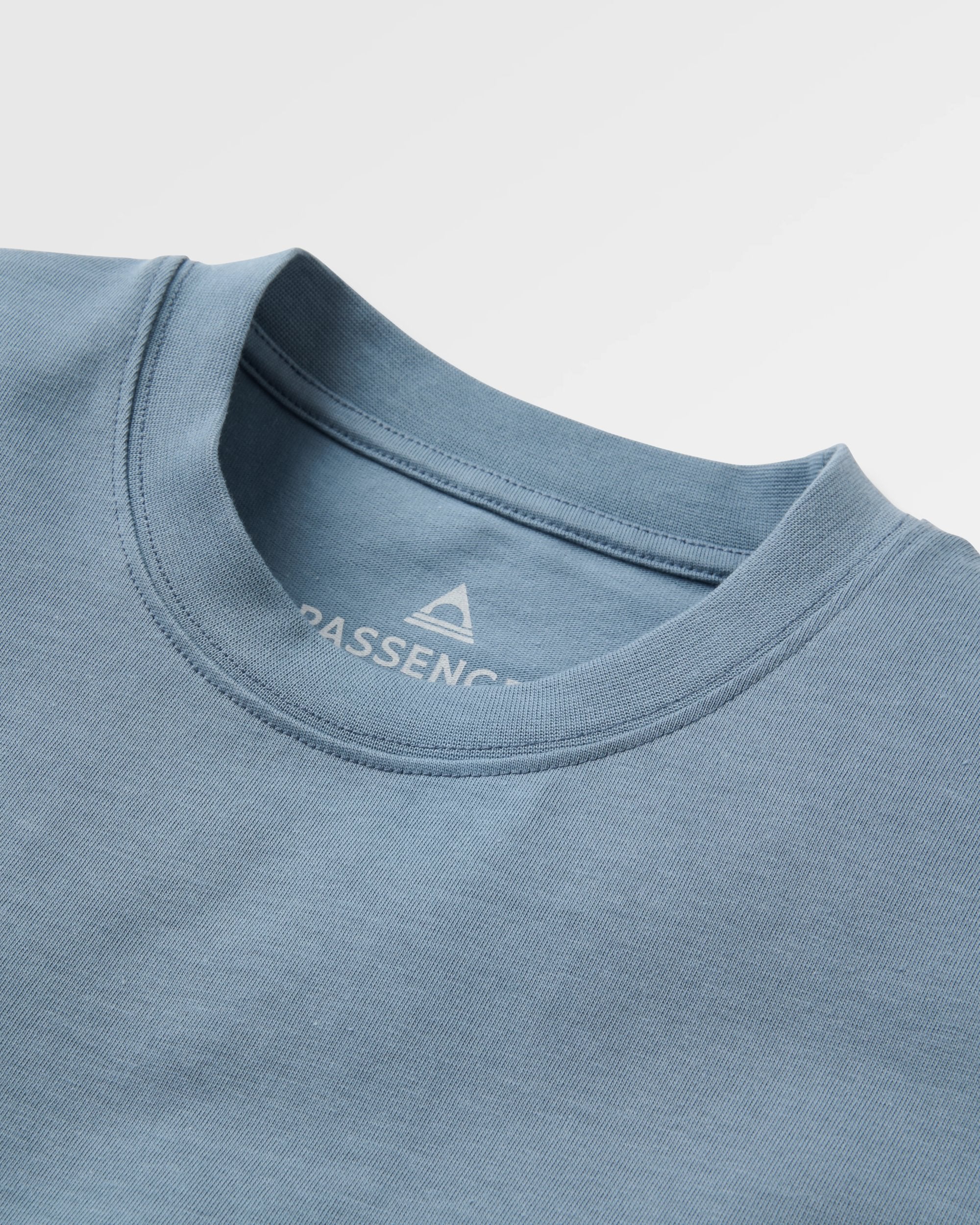 Vita Logo Relaxed Fit T-Shirt - Stormy Blue - Flatlay