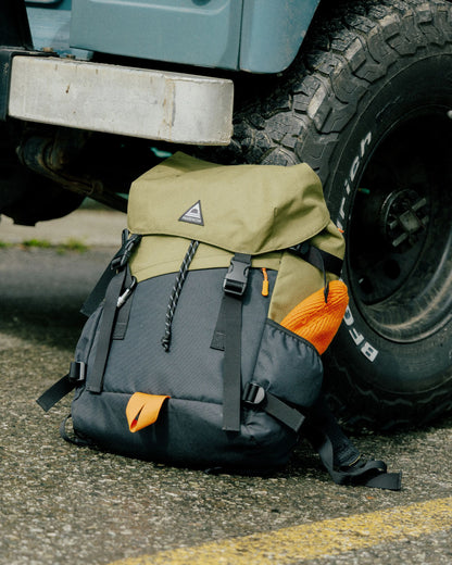 Boondocker 26L Backpack - Black/Khaki - Lifestyle