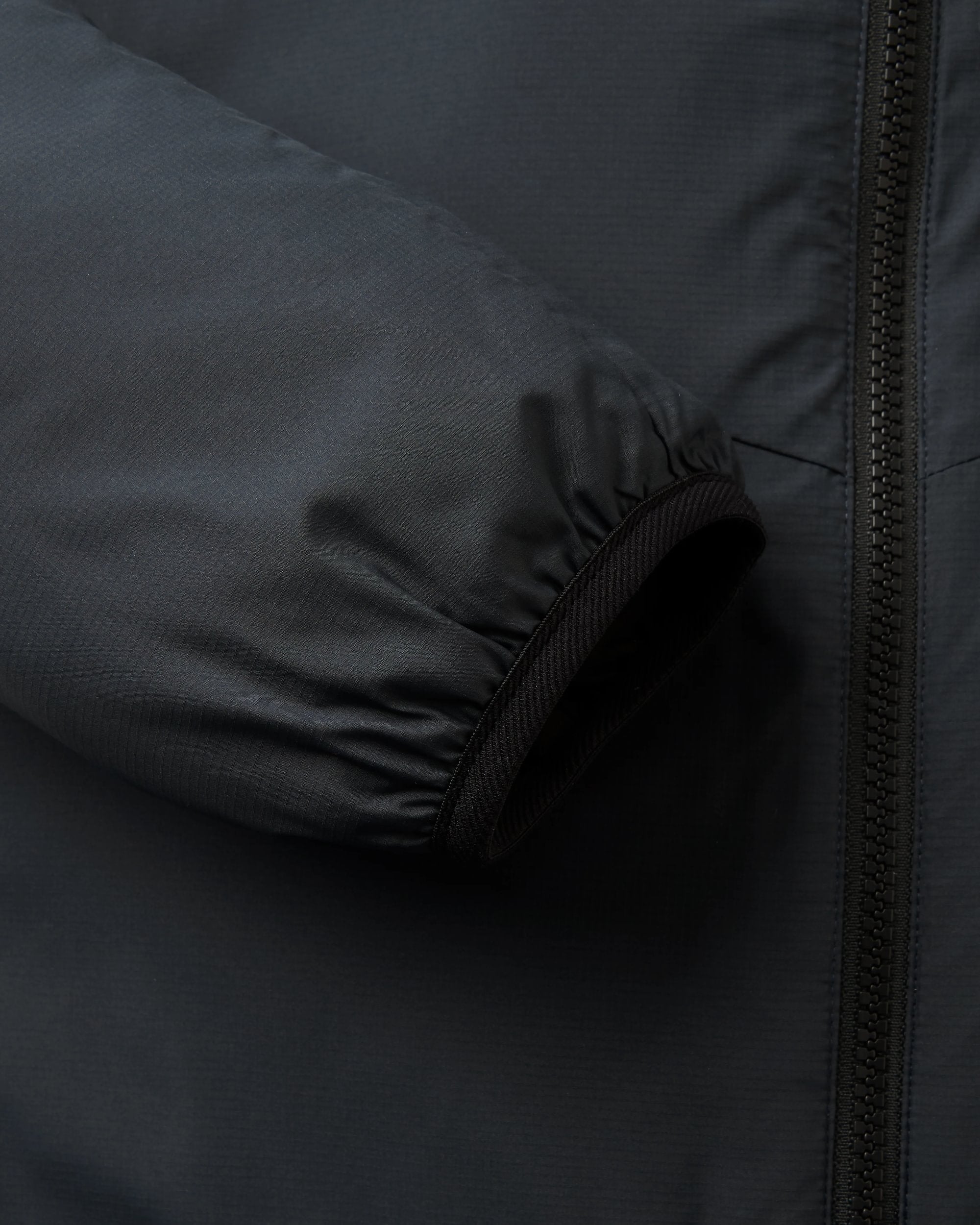 Shasta Lightweight Recycled Thermore® Hoodless Jacket - Black - Flatlay