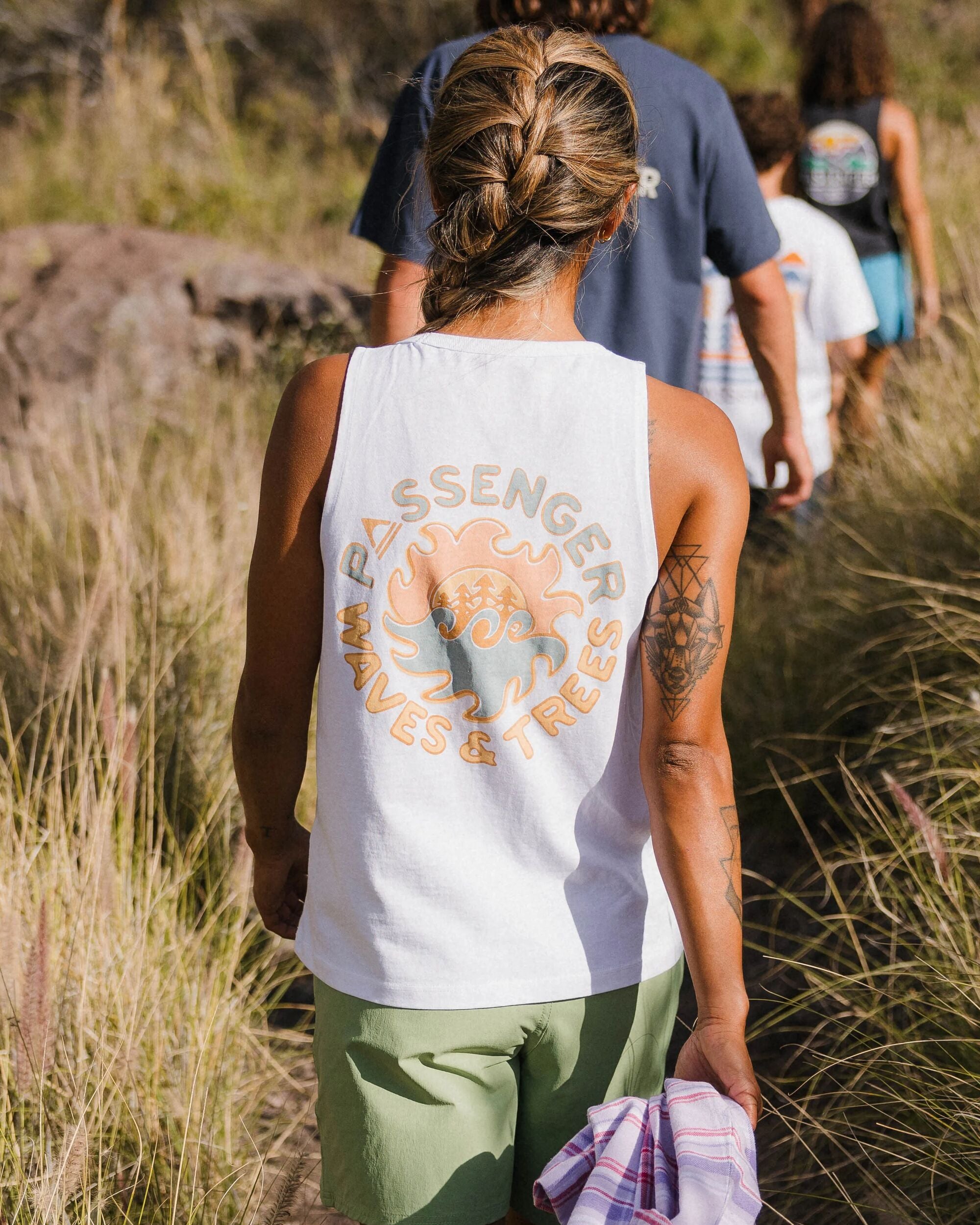 Dune Women's Recycled Cotton Vest - White - Lifestyle