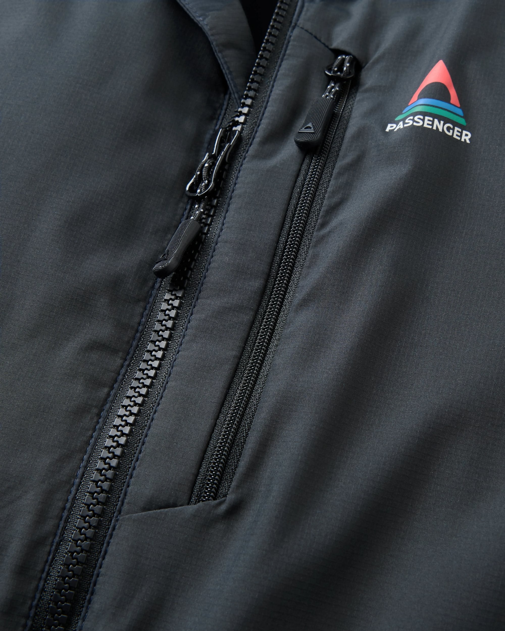 Daybreak Lightweight Recycled Thermore® Hoodless Jacket - Black - Flatlay