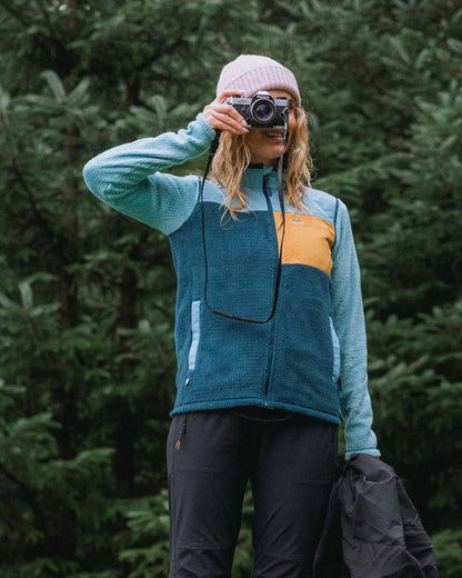 Venturescape Women's Recycled Fleece - Retro Blue/Tidal Blue - Lifestyle