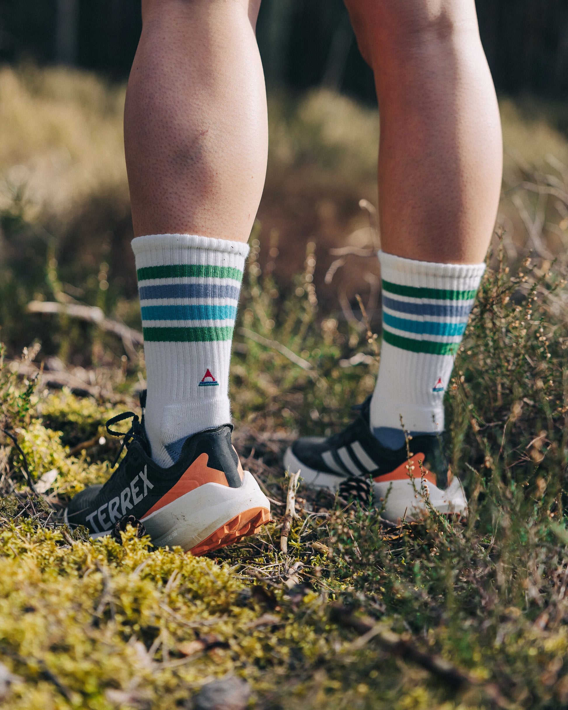 Womens_Organic Midweight Crew Socks - Birch - Lifestyle