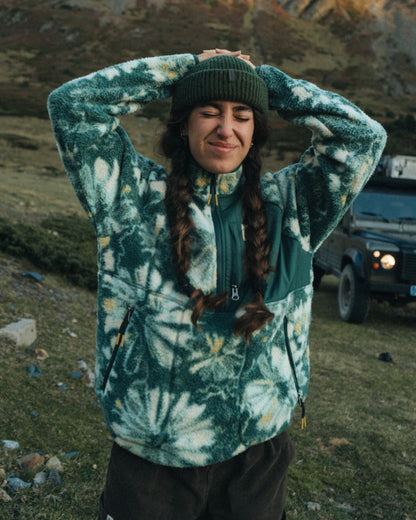 Home Recycled Sherpa Fleece - Frost Dark Fern - Lifestyle