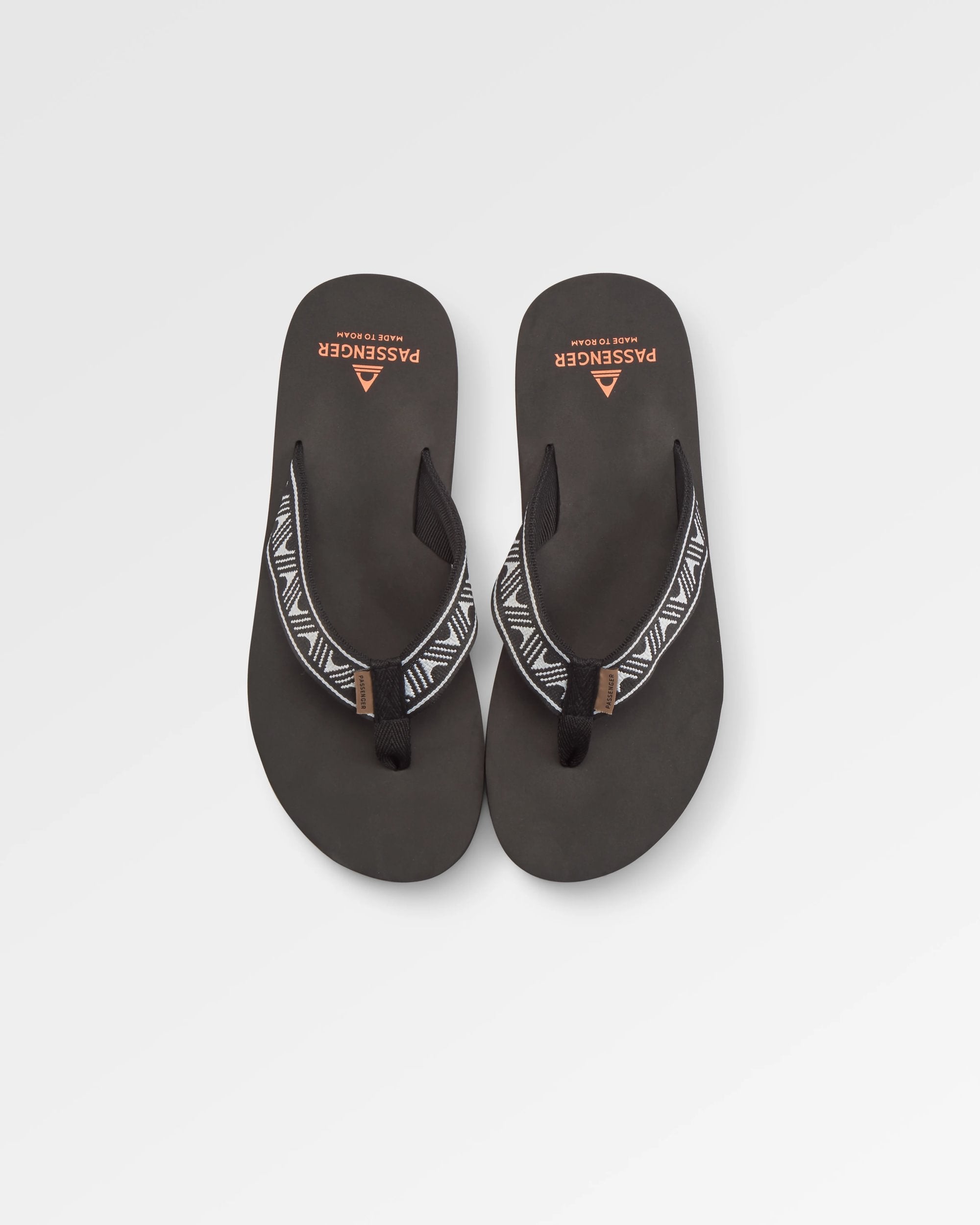 Malibu Flip Flop - Trail Monochrome - Flatlay