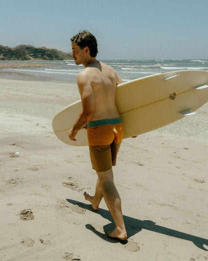 Cutback NetPlus® 17" Boardshort - Spruce Yellow/Toffee - Lifestyle