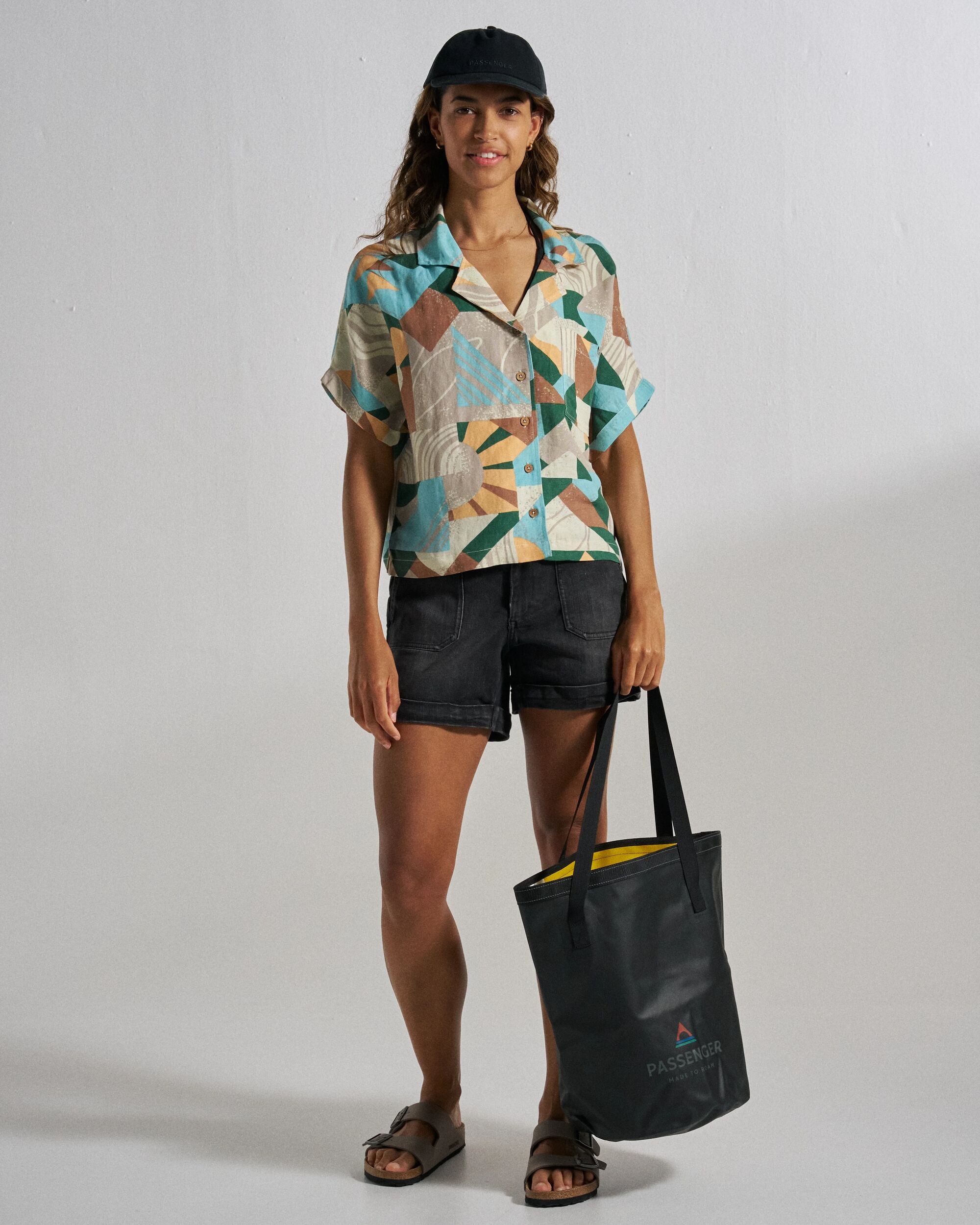 Arden Linen Short Sleeve Shirt  - Sun Patch Simply Taupe - Studio Model