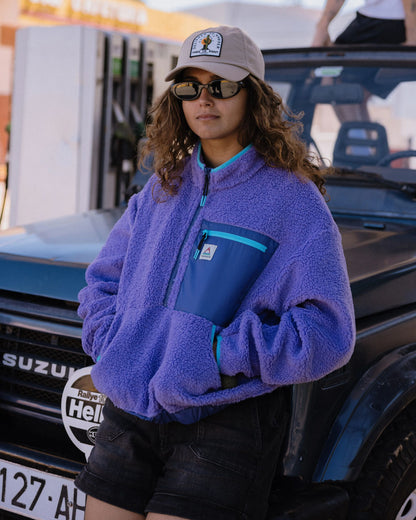 Ravi Sherpa Fleece - Retro Purple - Lifestyle