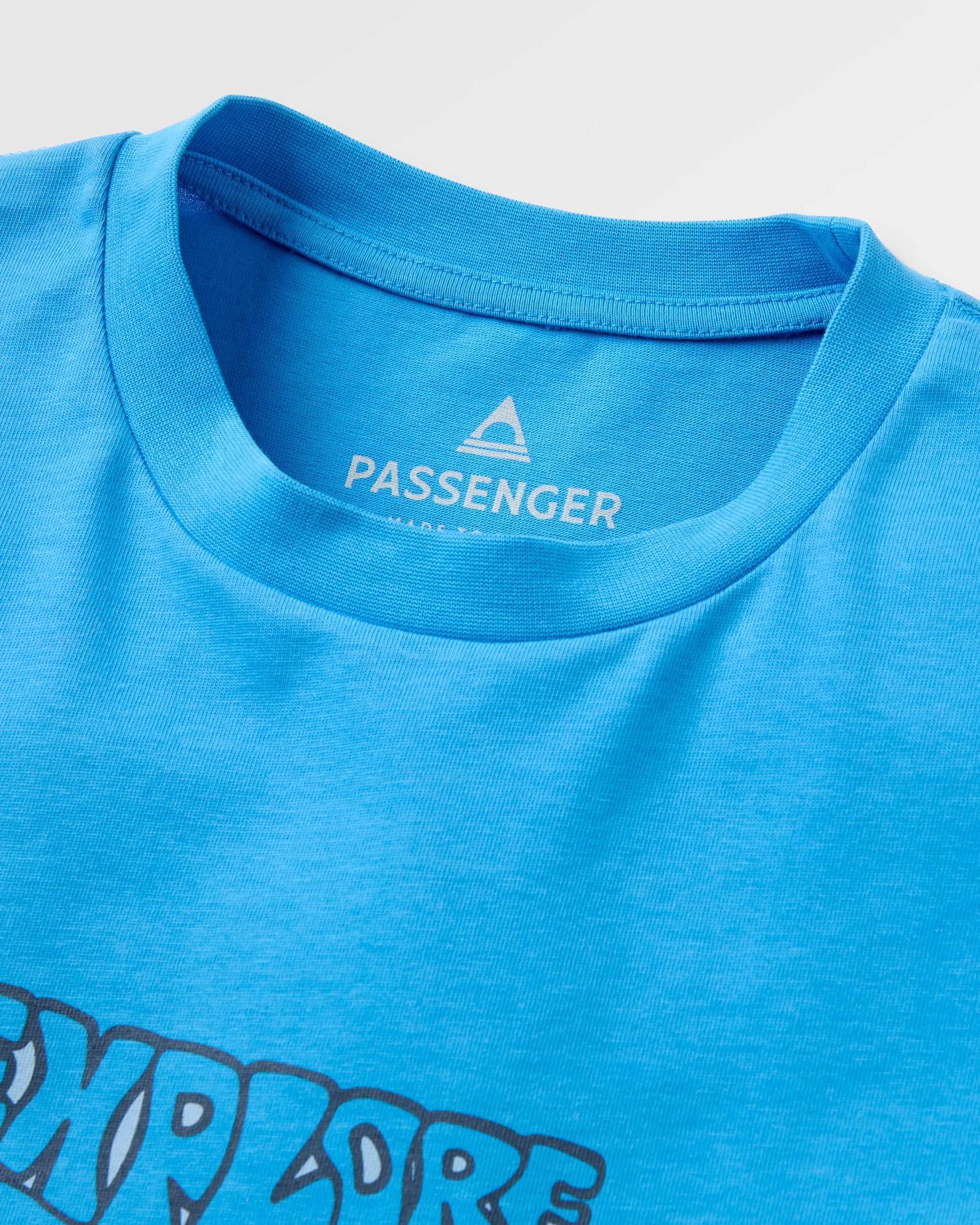 Beyond Relaxed Fit T-shirt - Marine Blue - Flatlay