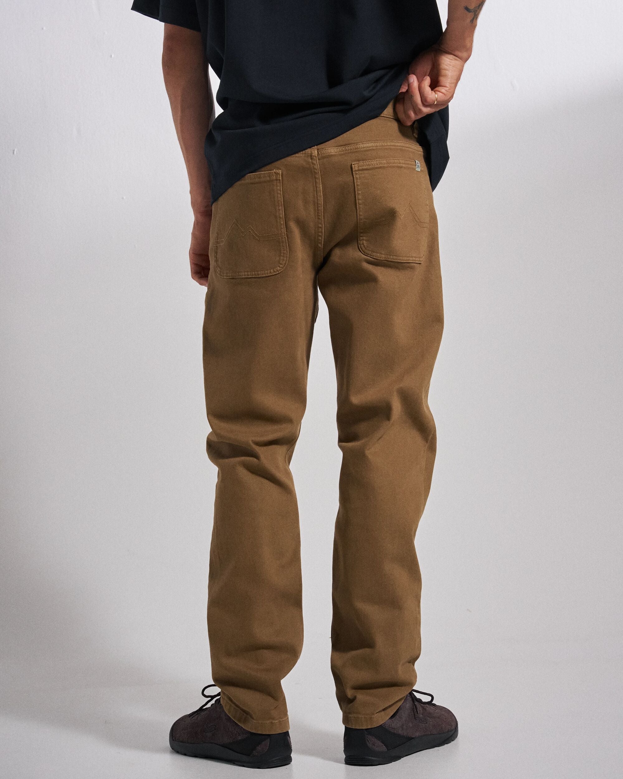 Farloche Jeans - Caramel Brown - Studio Model