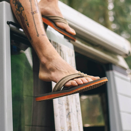 Santos Flip Flop - Taupe