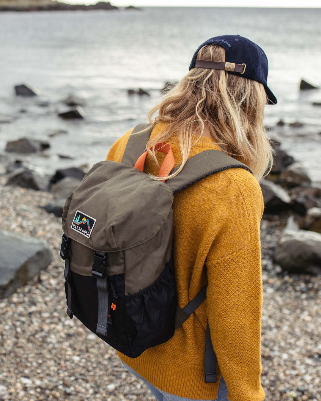 Boondocker 18L Recycled Backpack - Black/Khaki