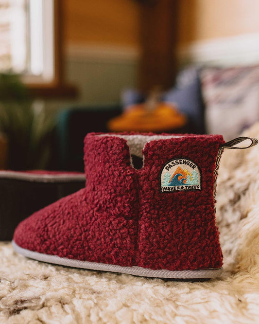 Hideaway Recycled Sherpa Fleece Slipper - Wine